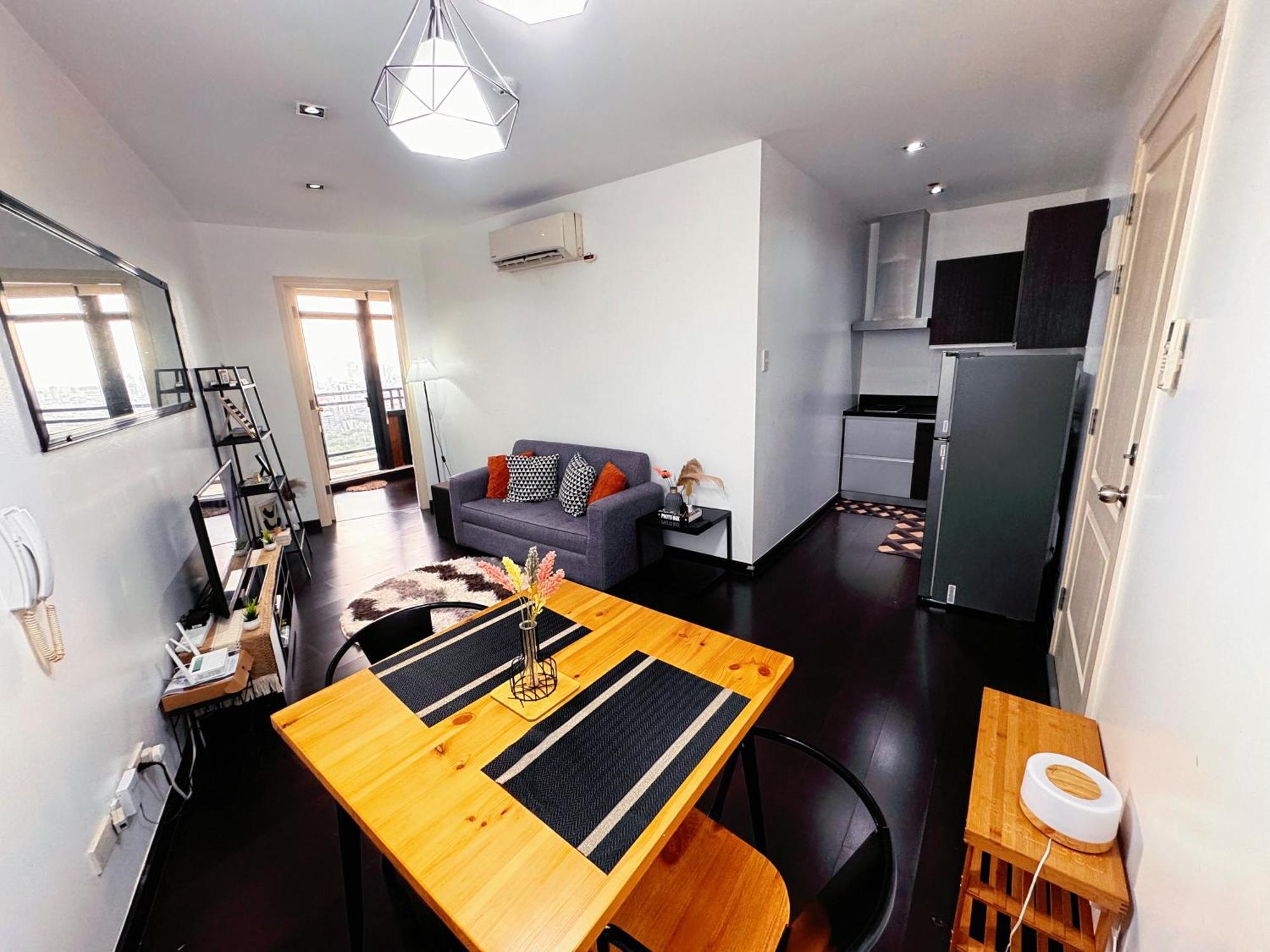 The Gramercy Residences New Sleek 1br Suite, 600mbps Wifi, Netflix & Free Amenities 5* Manila