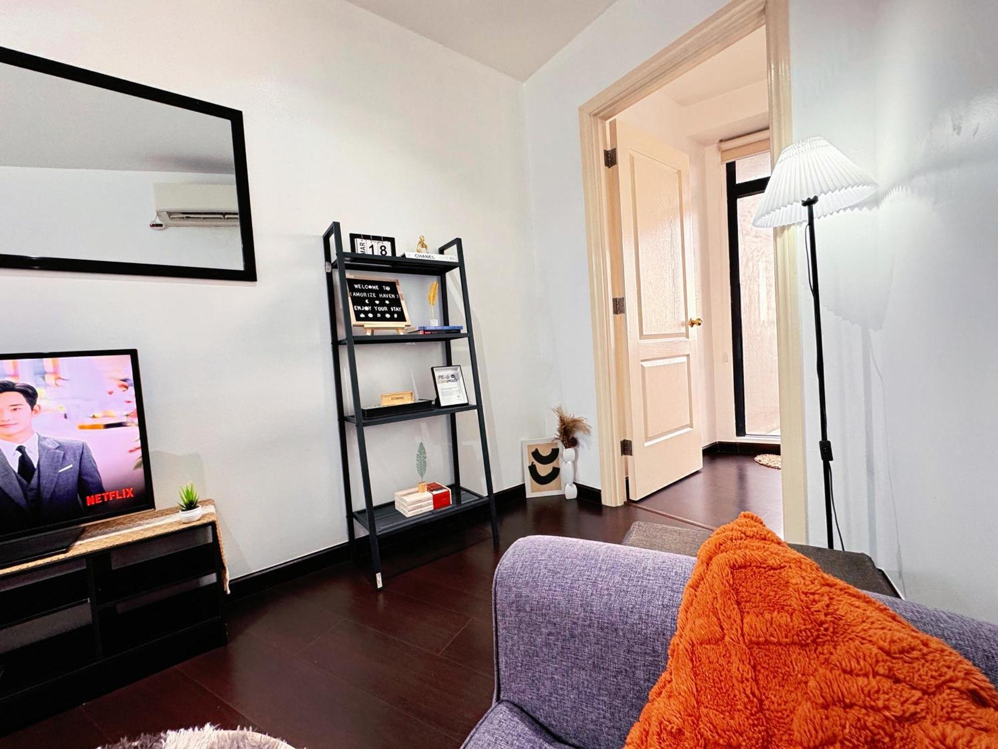 Hotel The Gramercy Residences New Sleek 1br Suite, 600mbps Wifi, Netflix & Free Amenities Manila