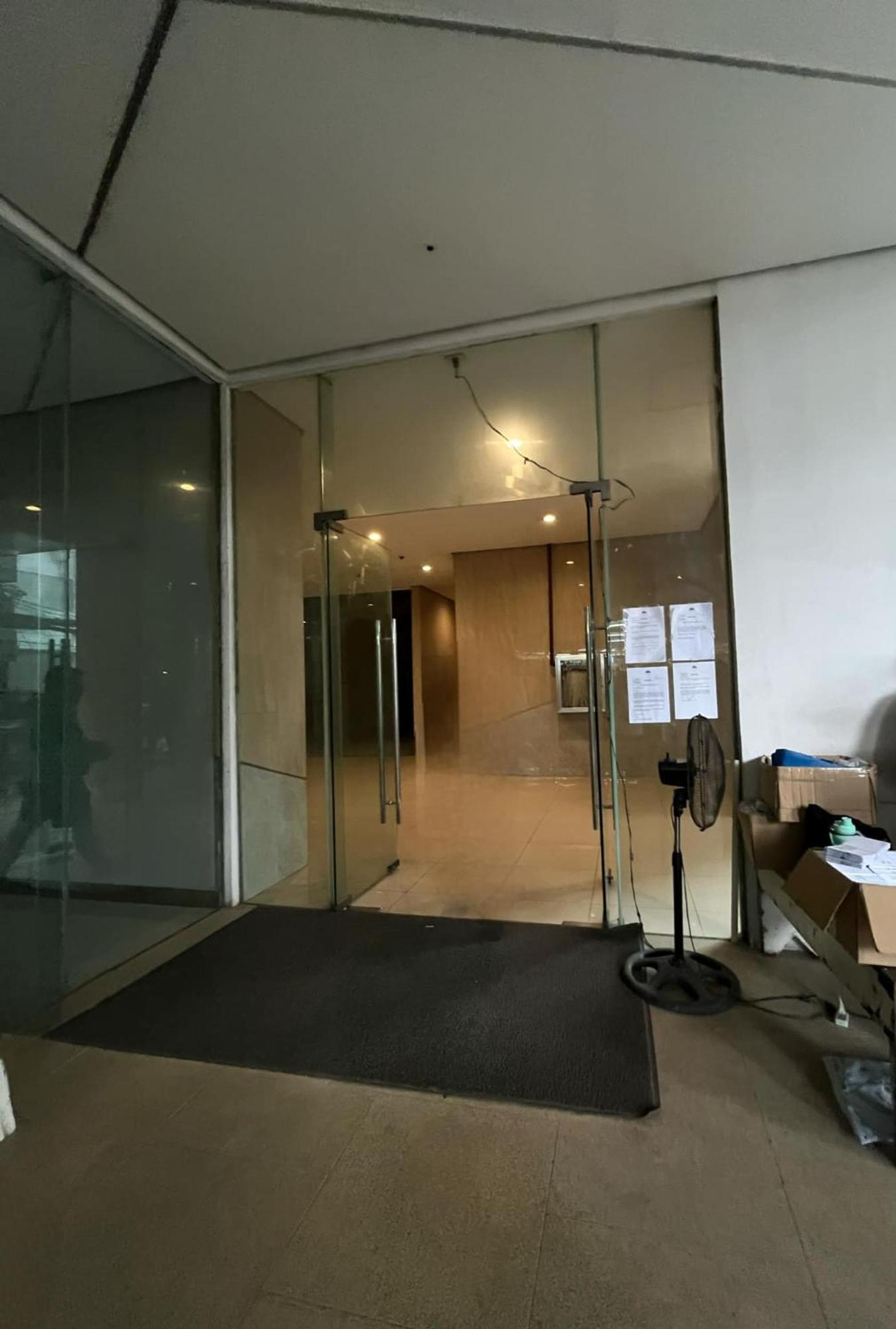 Lil Max Staycation Aparthotel Manila