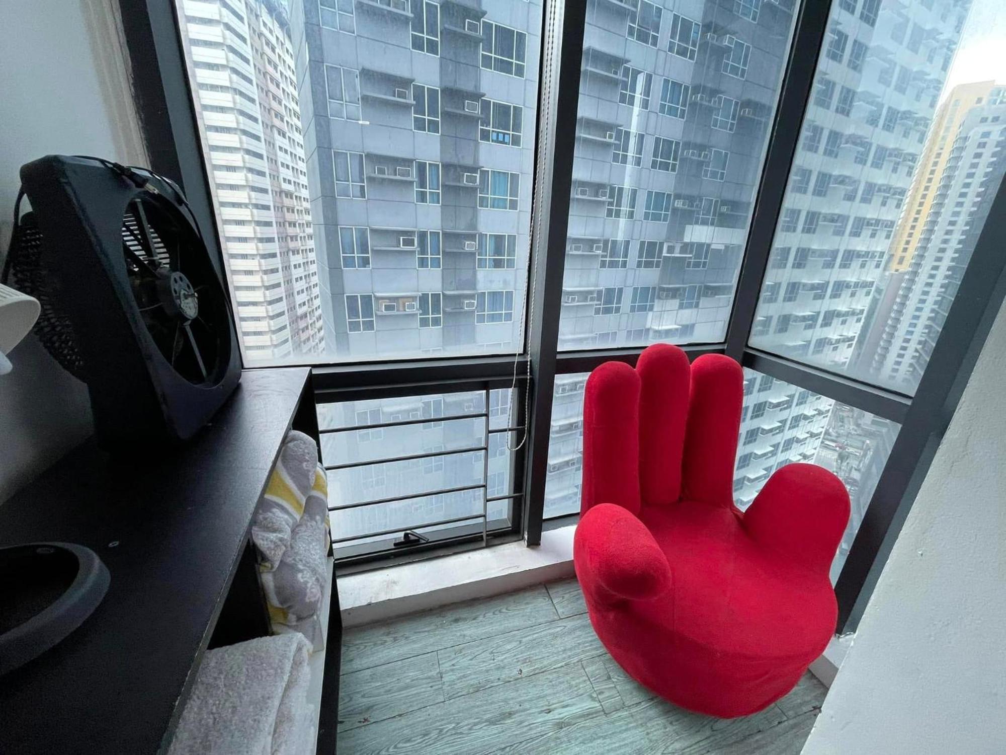 Apartment Modern Condotel In Ortigas Good Up To 8 Pax Manila