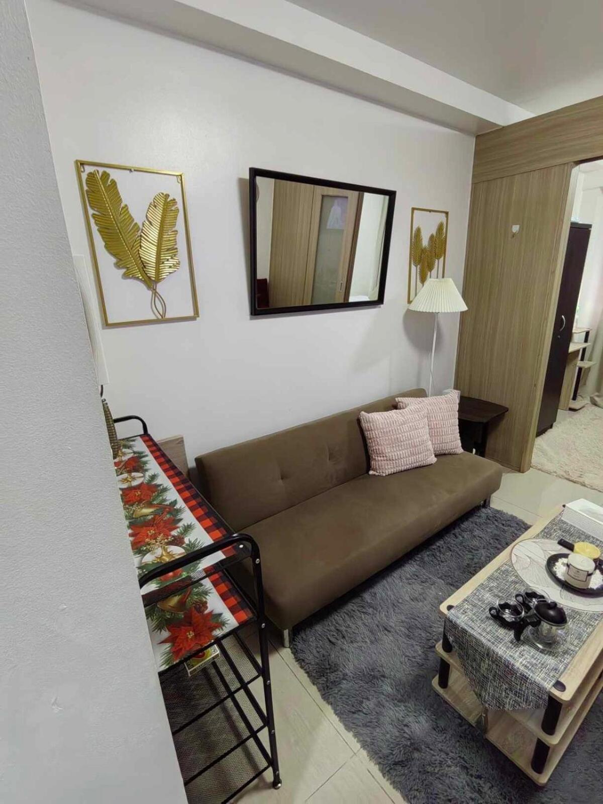 Mall Of Asia's Staycation Apartment