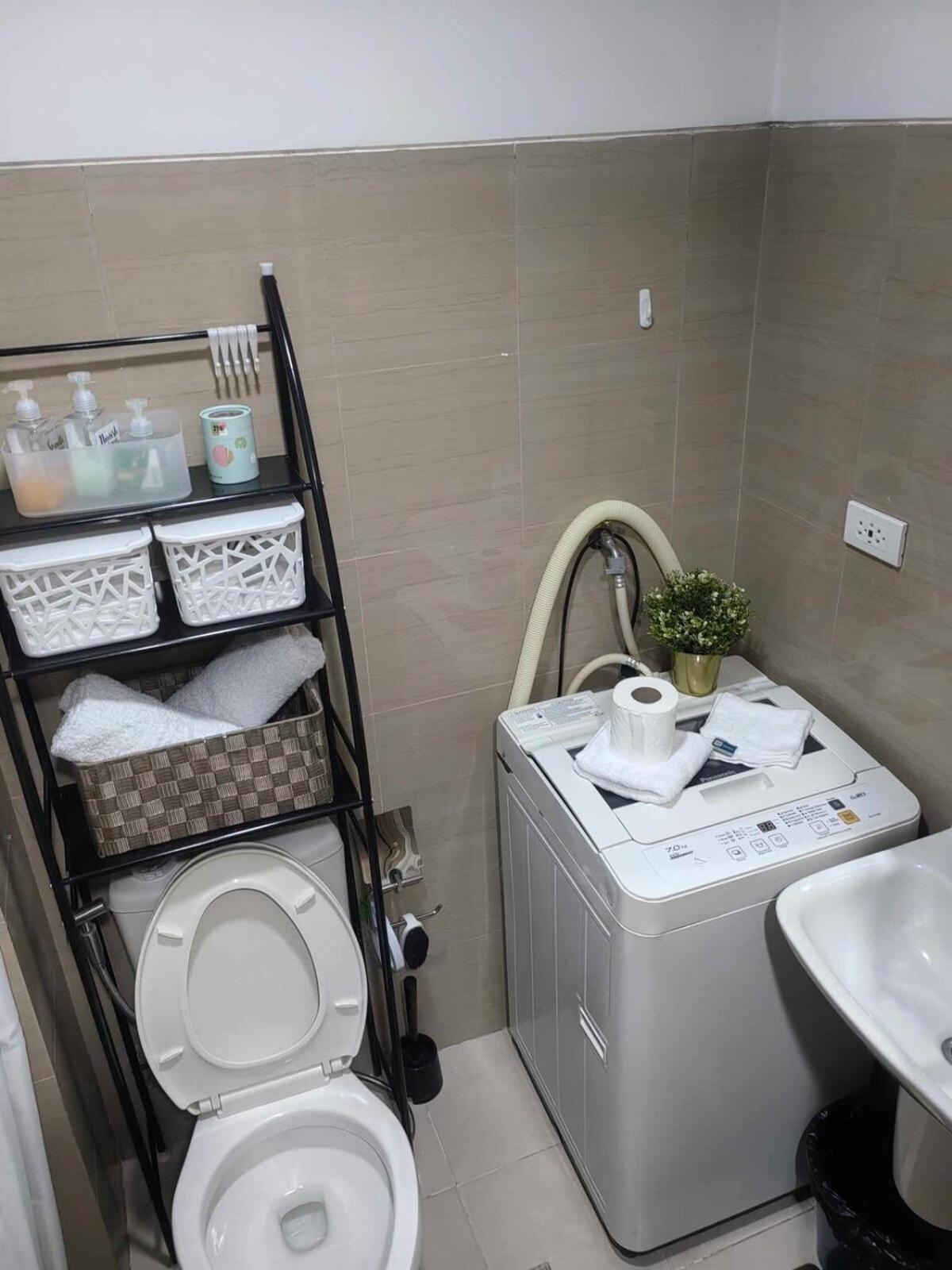 Apartment Mall Of Asia's Staycation