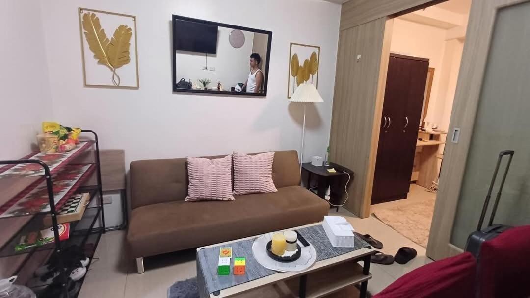 Apartment Mall Of Asia's Staycation *