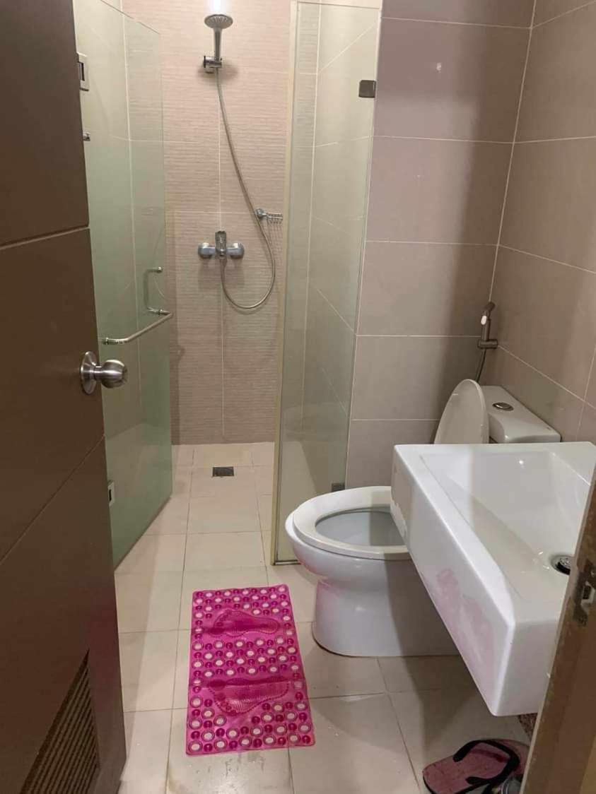 Aparthotel Airport Staycation @mrmcondotel Manila