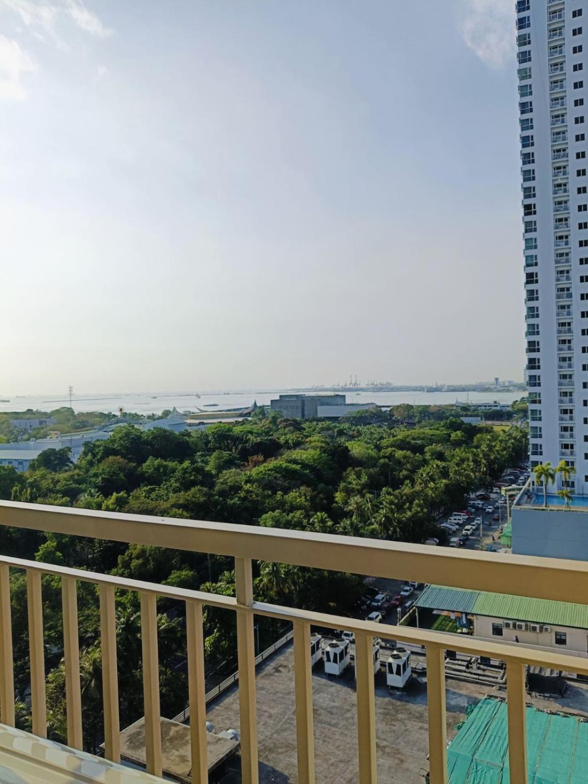 Aparthotel Coast Residences Manila