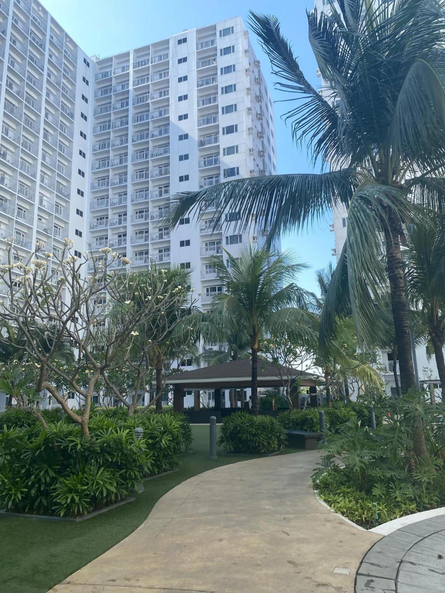 Apartment Wind And Sea At Shore 1 Residences