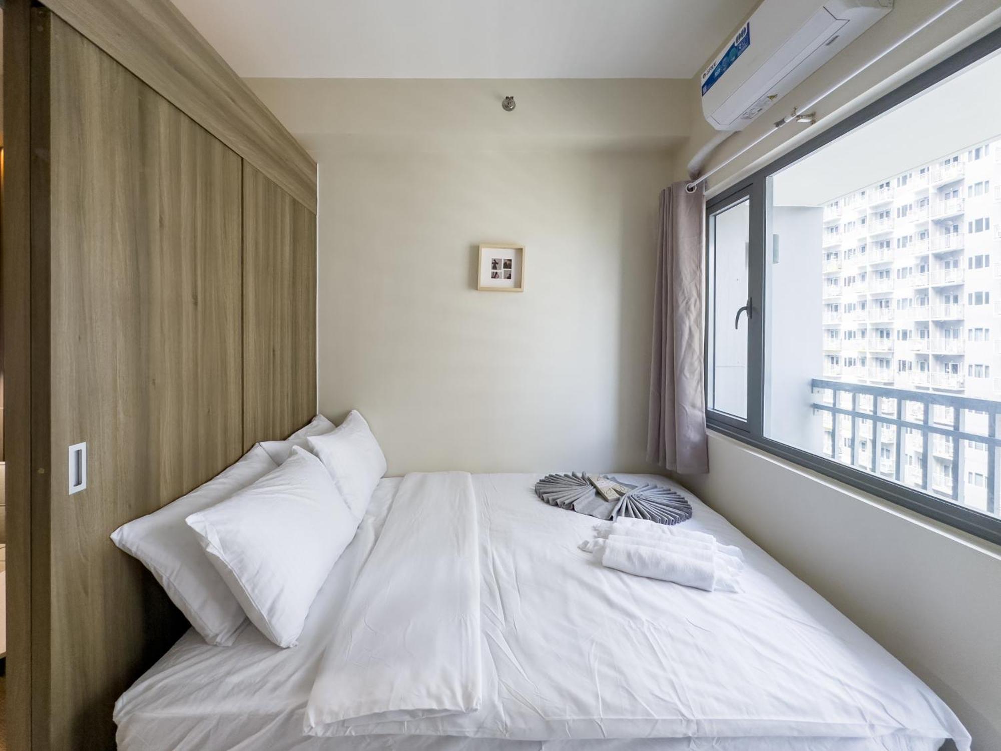Gemstonebr In Smdc Fame Residences Apartment