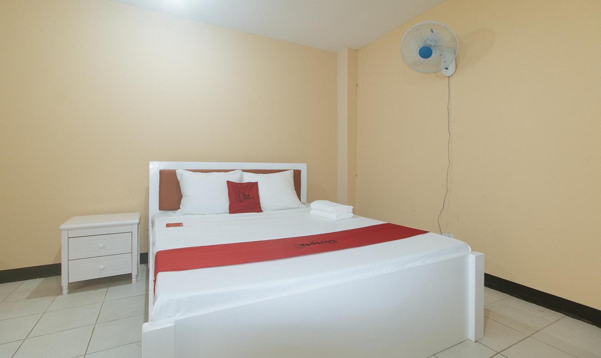 Reddoorz At Mubg Near Baclaran Church * Manila
