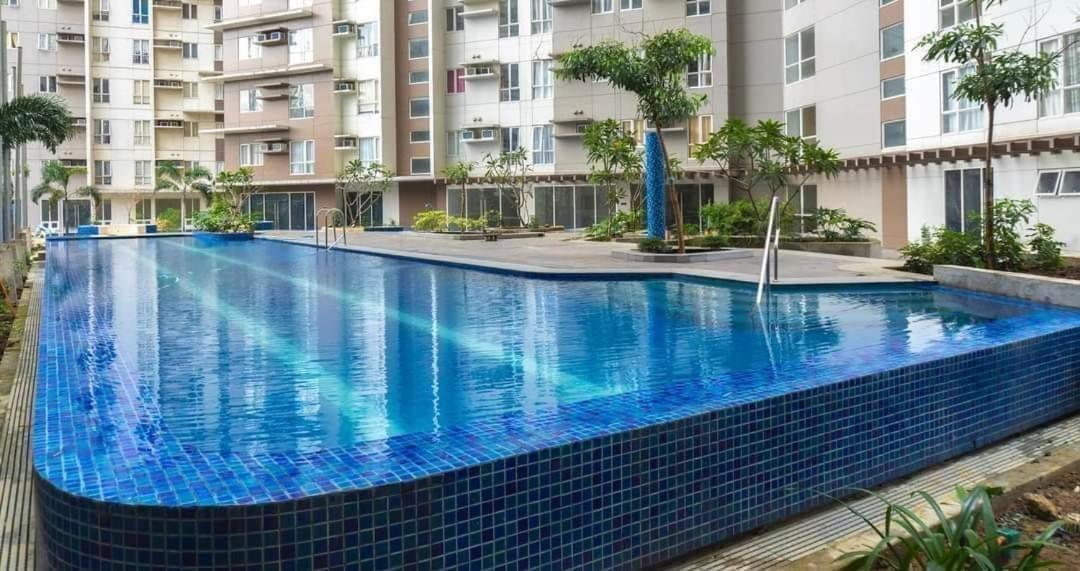2br Pioneer Woodland Boni,mandaluyong Connected To Boni Mrt Station