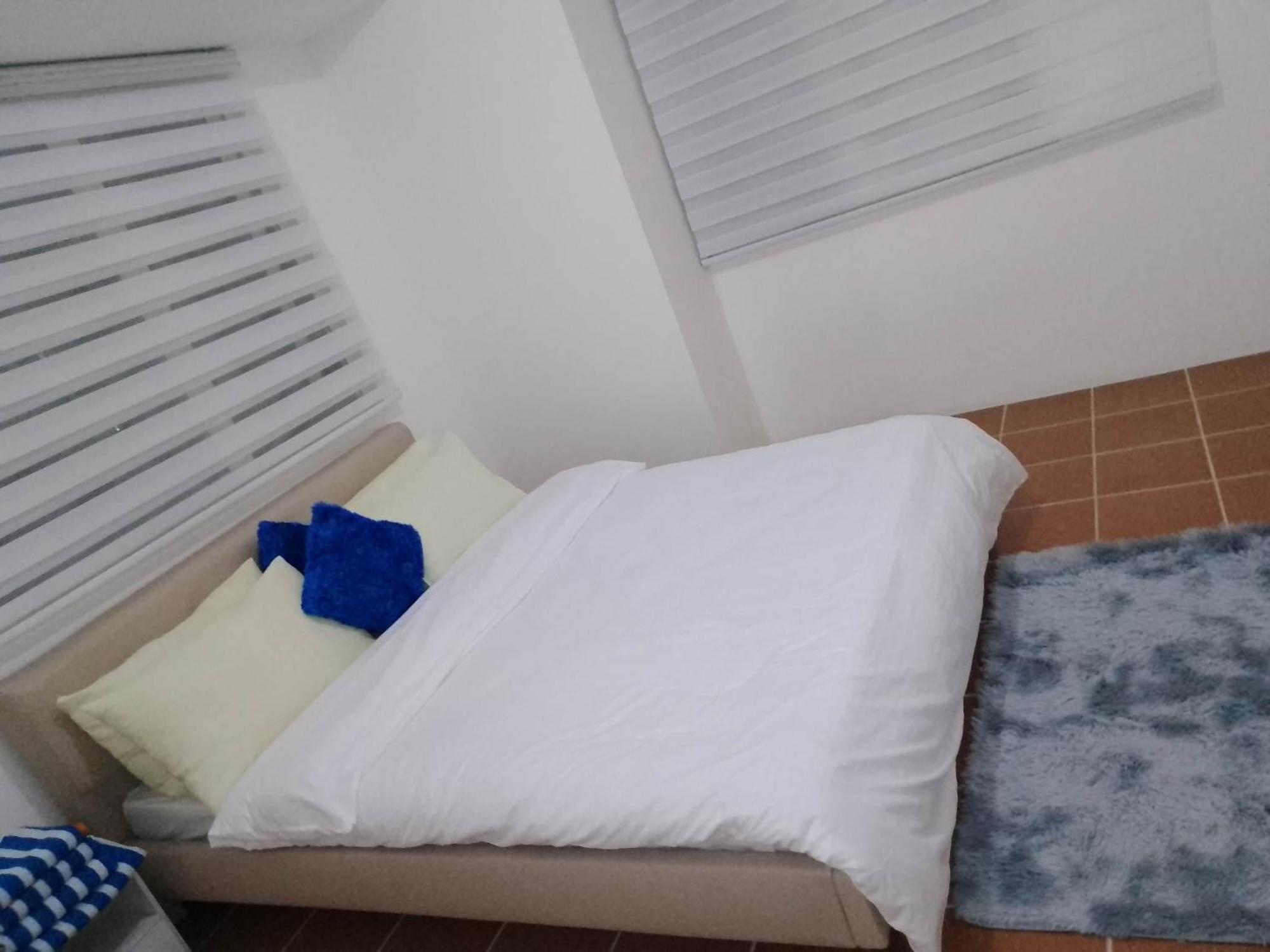Aparthotel 2br Pioneer Woodland Boni,mandaluyong Connected To Boni Mrt Station