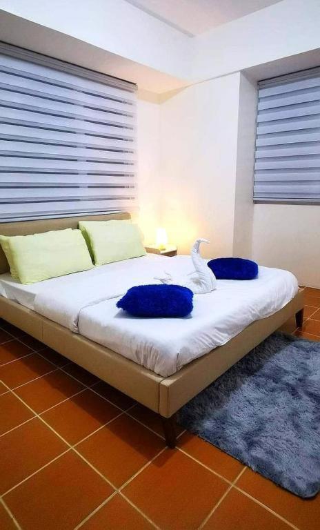 2br Pioneer Woodland Boni,mandaluyong Connected To Boni Mrt Station