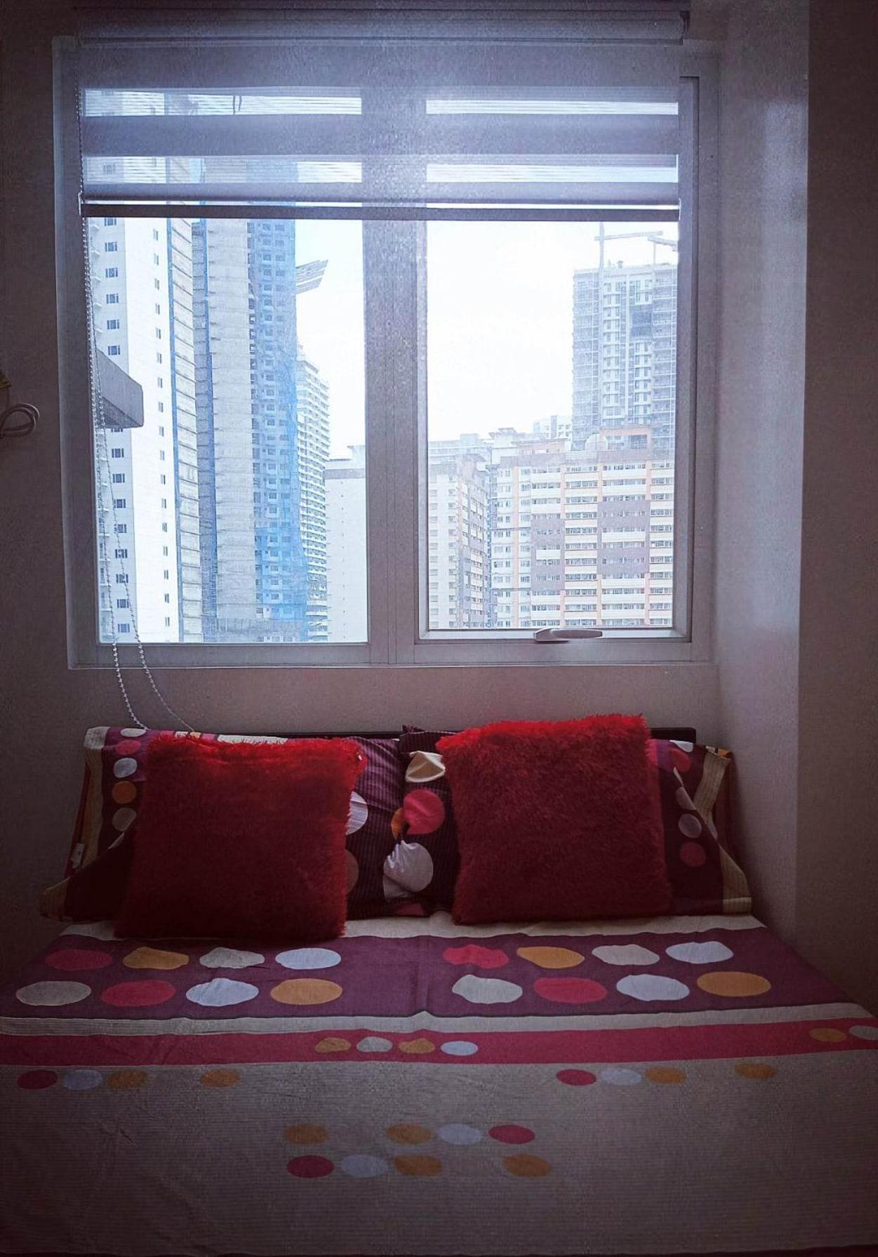 2br Pioneer Woodland Boni,mandaluyong Connected To Boni Mrt Station Aparthotel