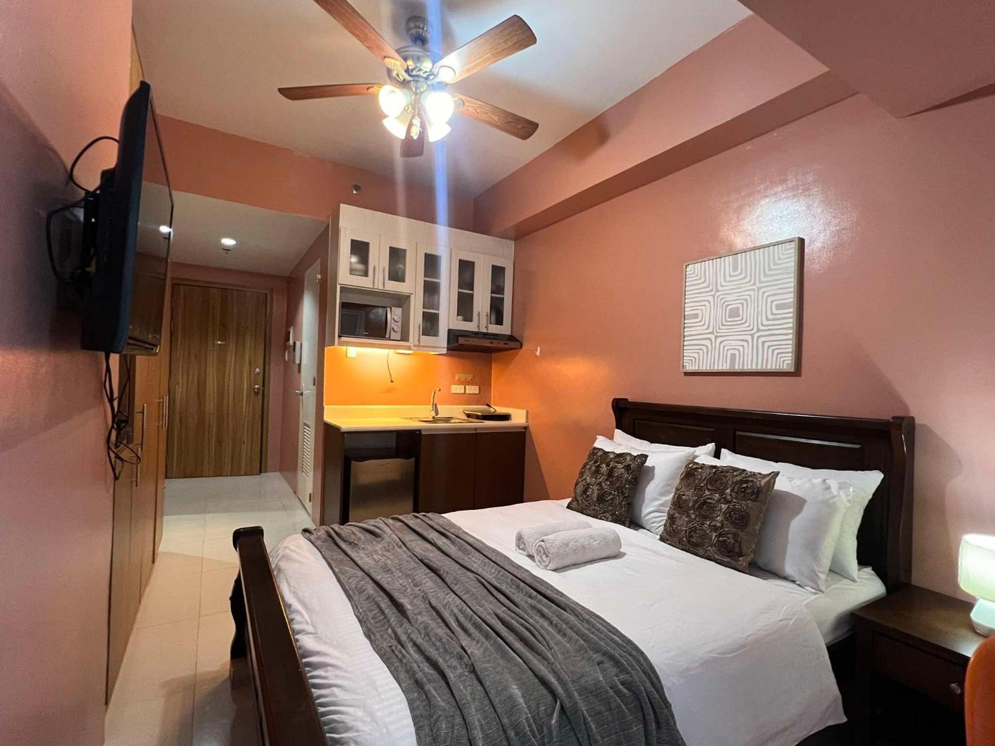 Grand Riviera Suites Studio By Mrsayla * Manila