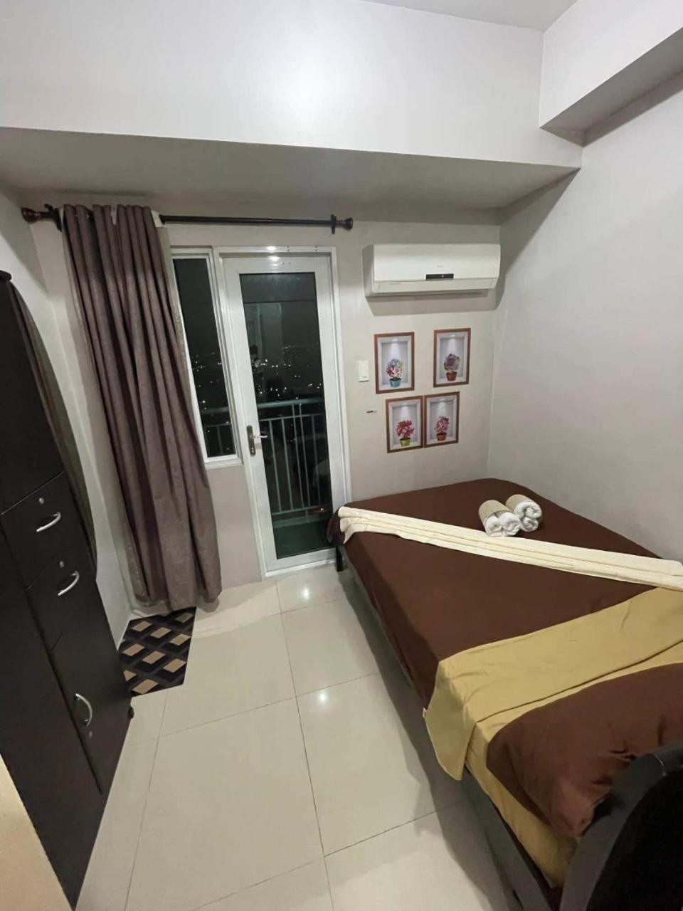 Fern At Grass Residences Starry Staycation Aparthotel Manila
