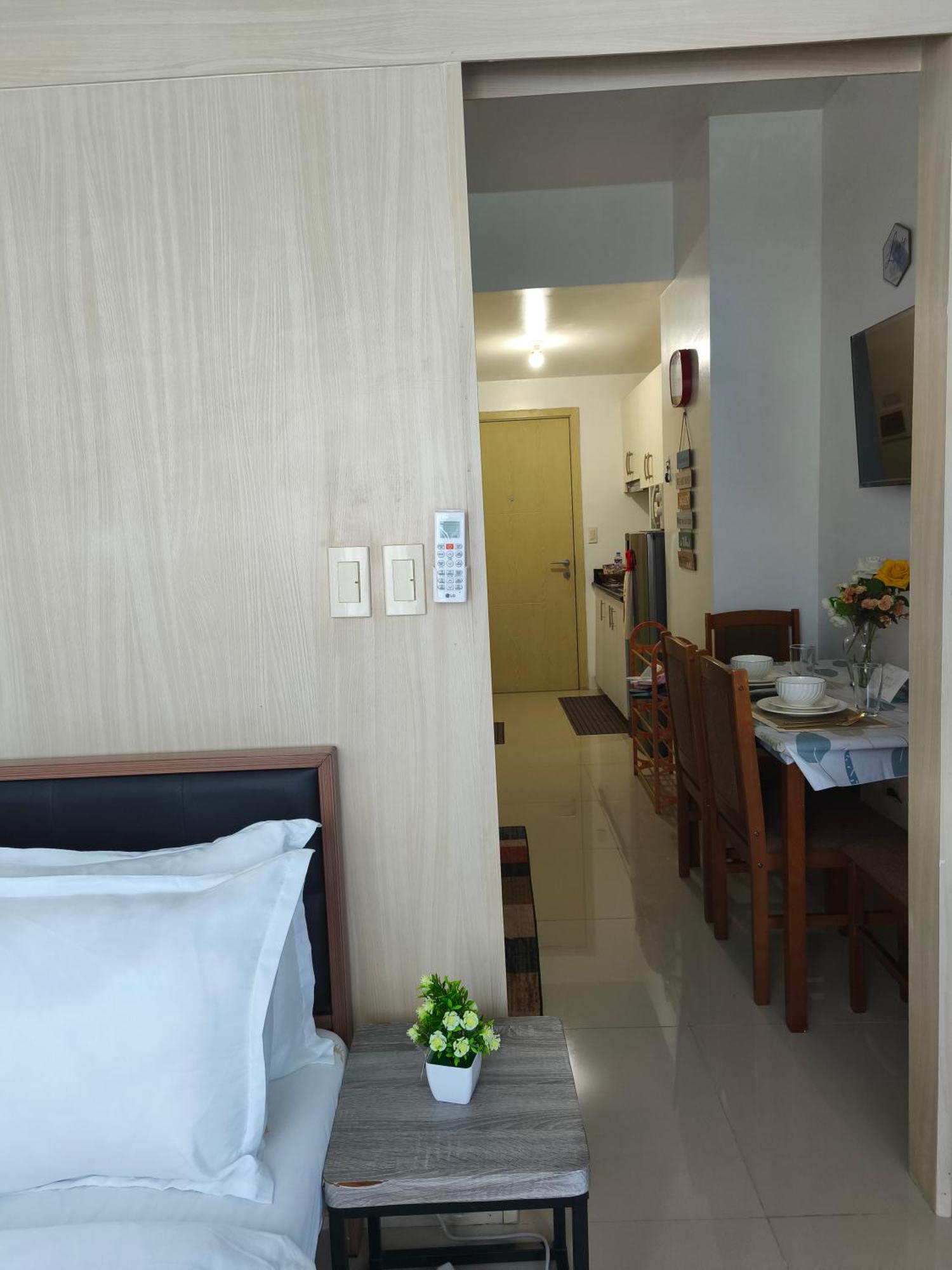 Staycation Condo-sm Jazz