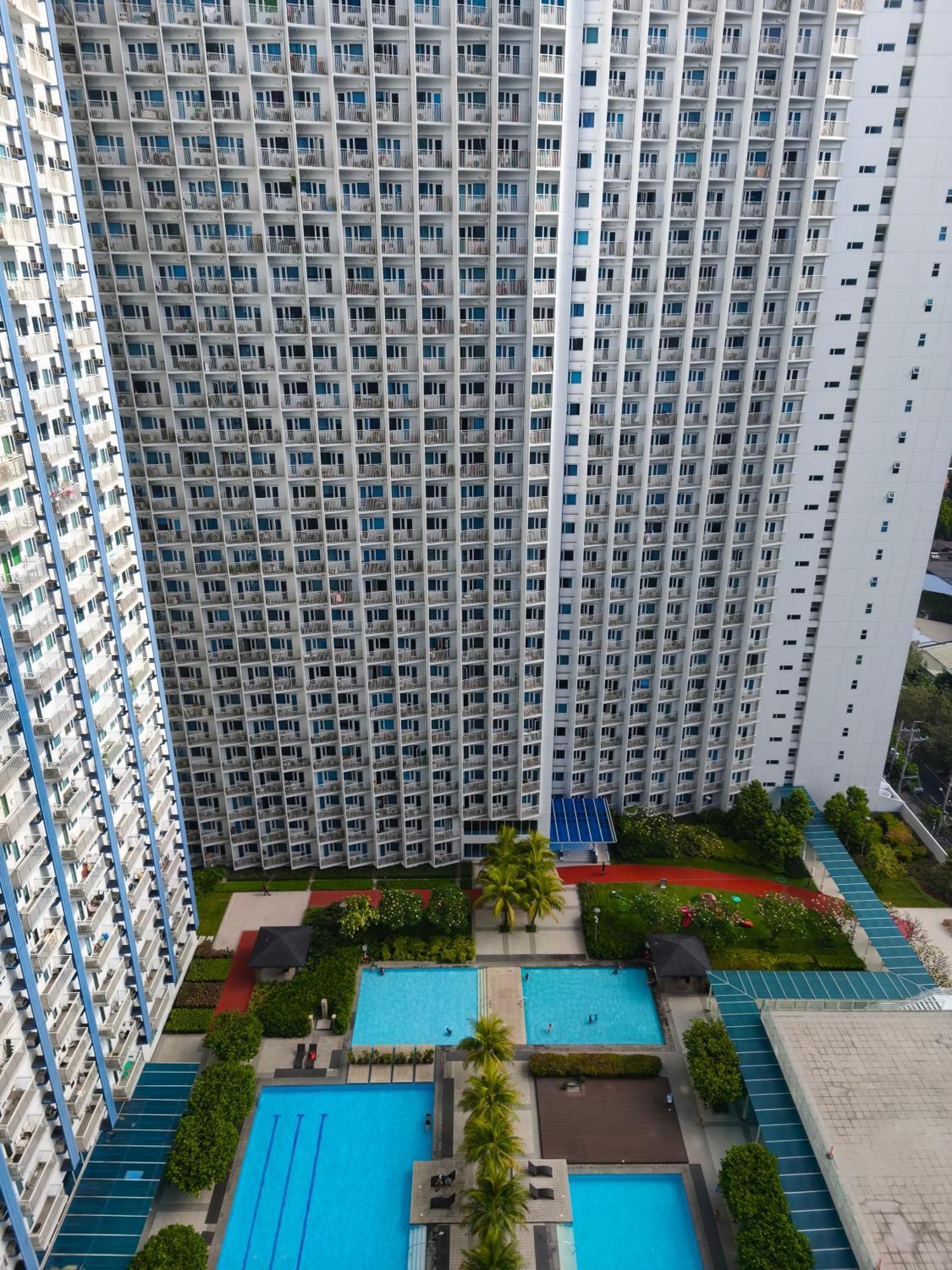 Staycation Condo-sm Jazz Apartment Manila