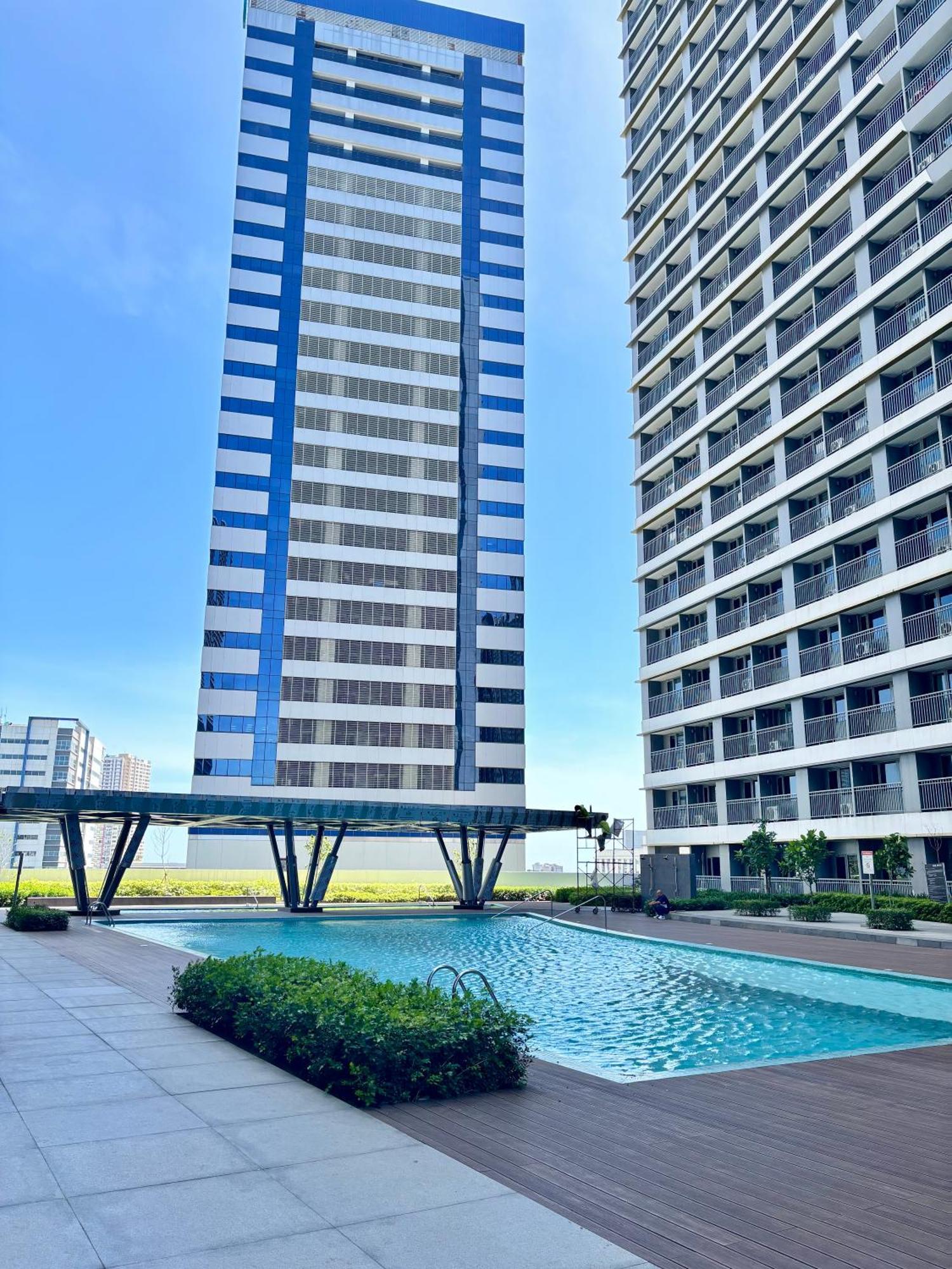 Aparthotel Serenitude Staycation By Khaila - Fame Residences Manila