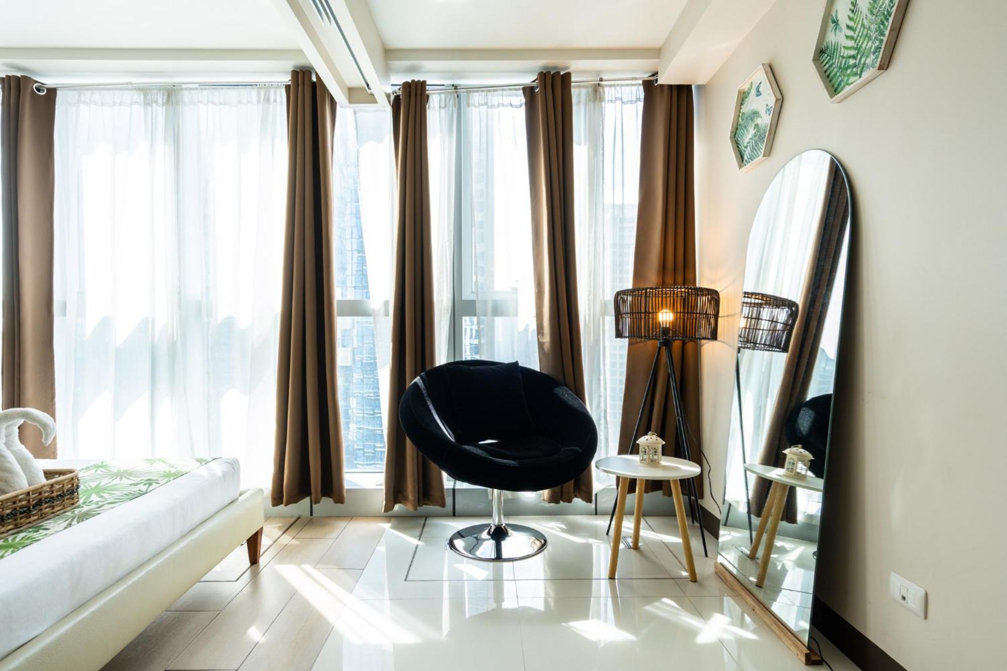 Apartment Great Value In Uptown Parksuites Bgc 1br,washer,netflix Manila