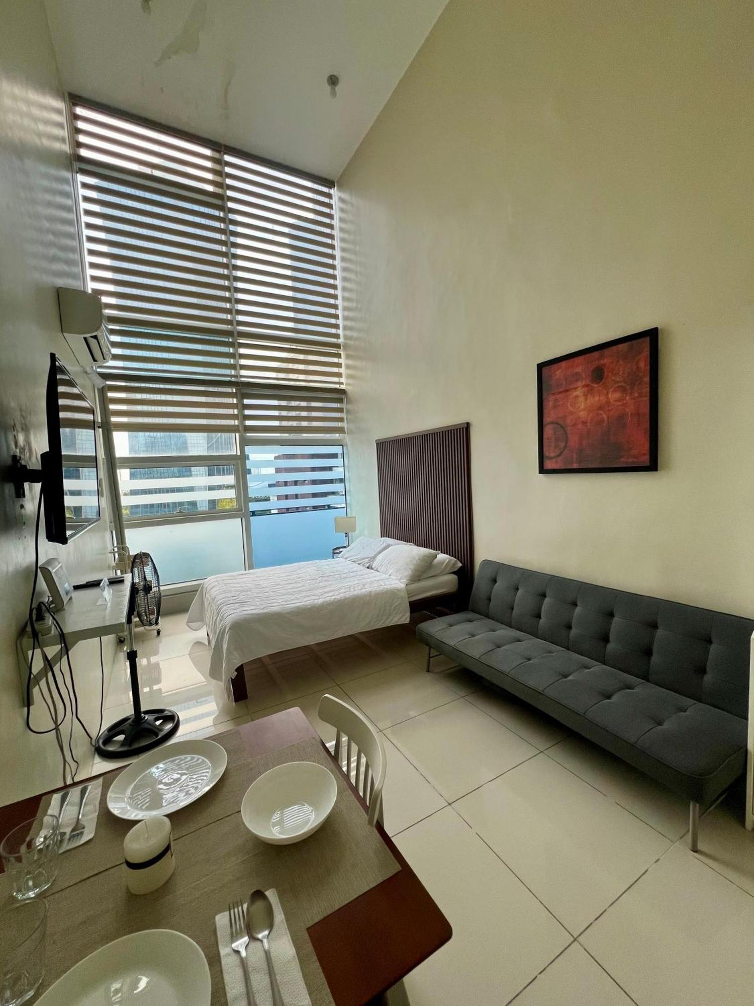 Apartment Cozy High Ceiling @ Ortigas Near Podium, Megamall *