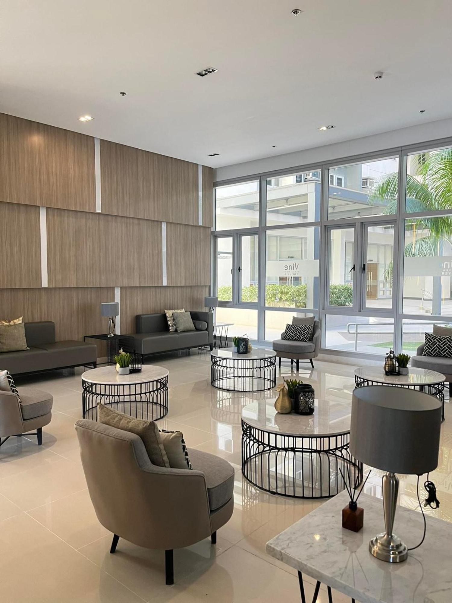 Aparthotel Metrostay.ph