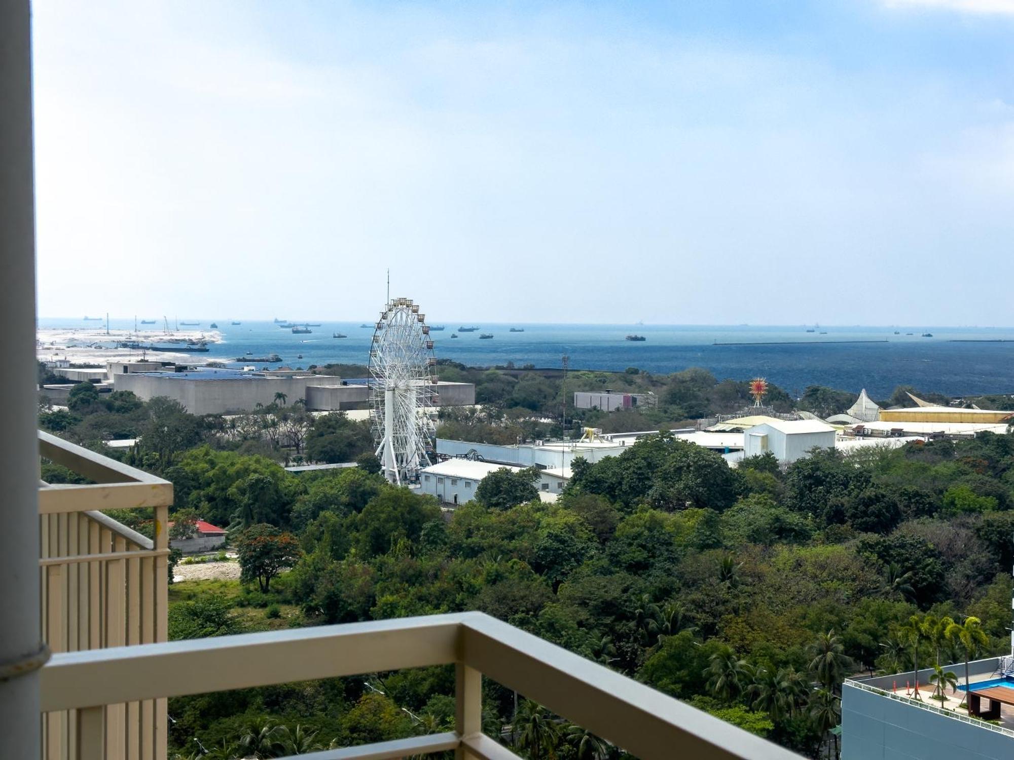 Gemstonebr In Smdc Coast Residences *