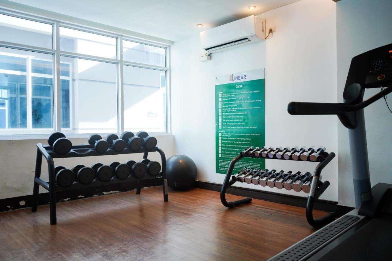 Beautiful 1-bedroom In Makati - Pool, Gym & Near Airport *