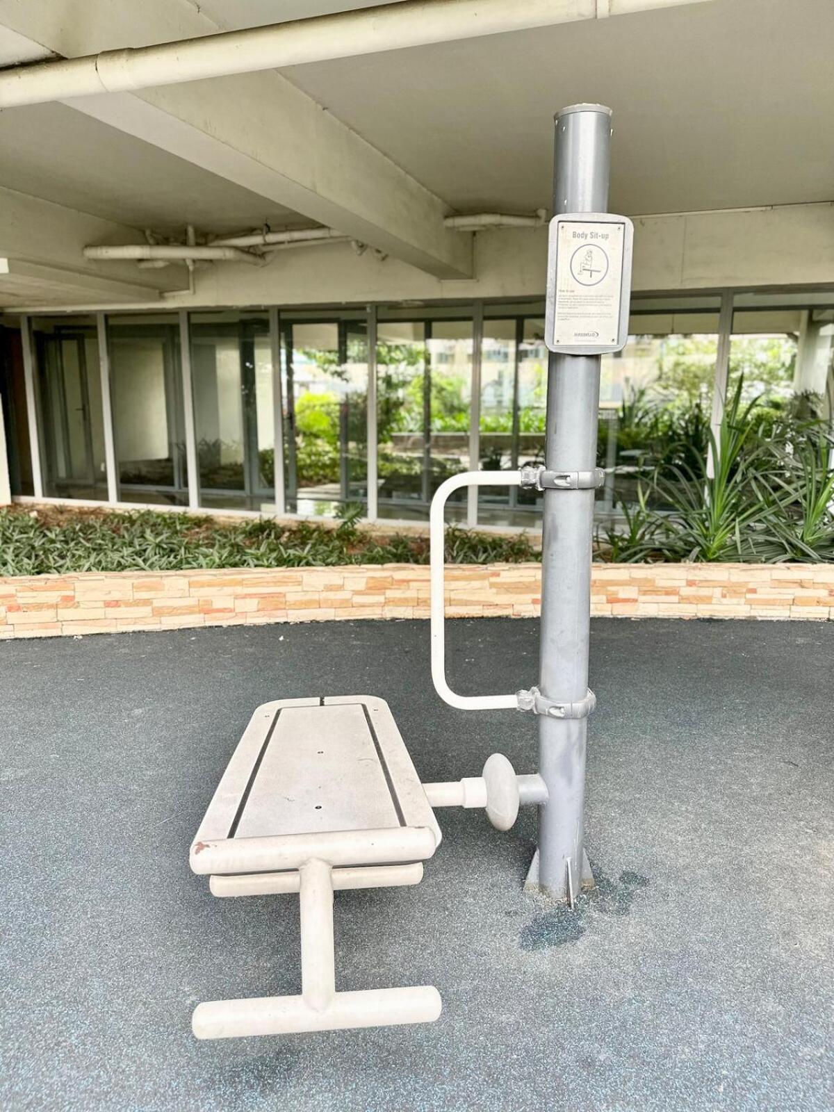 Apartment Manhattan Heights 200 Mbps Wifi Great Location In Araneta *