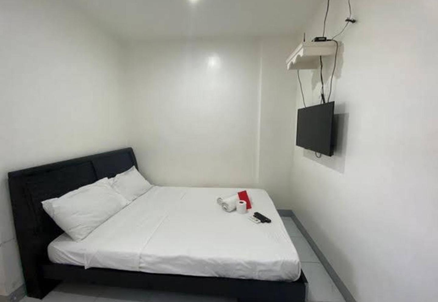 Reddoorz Near Sm Bicutan * Manila