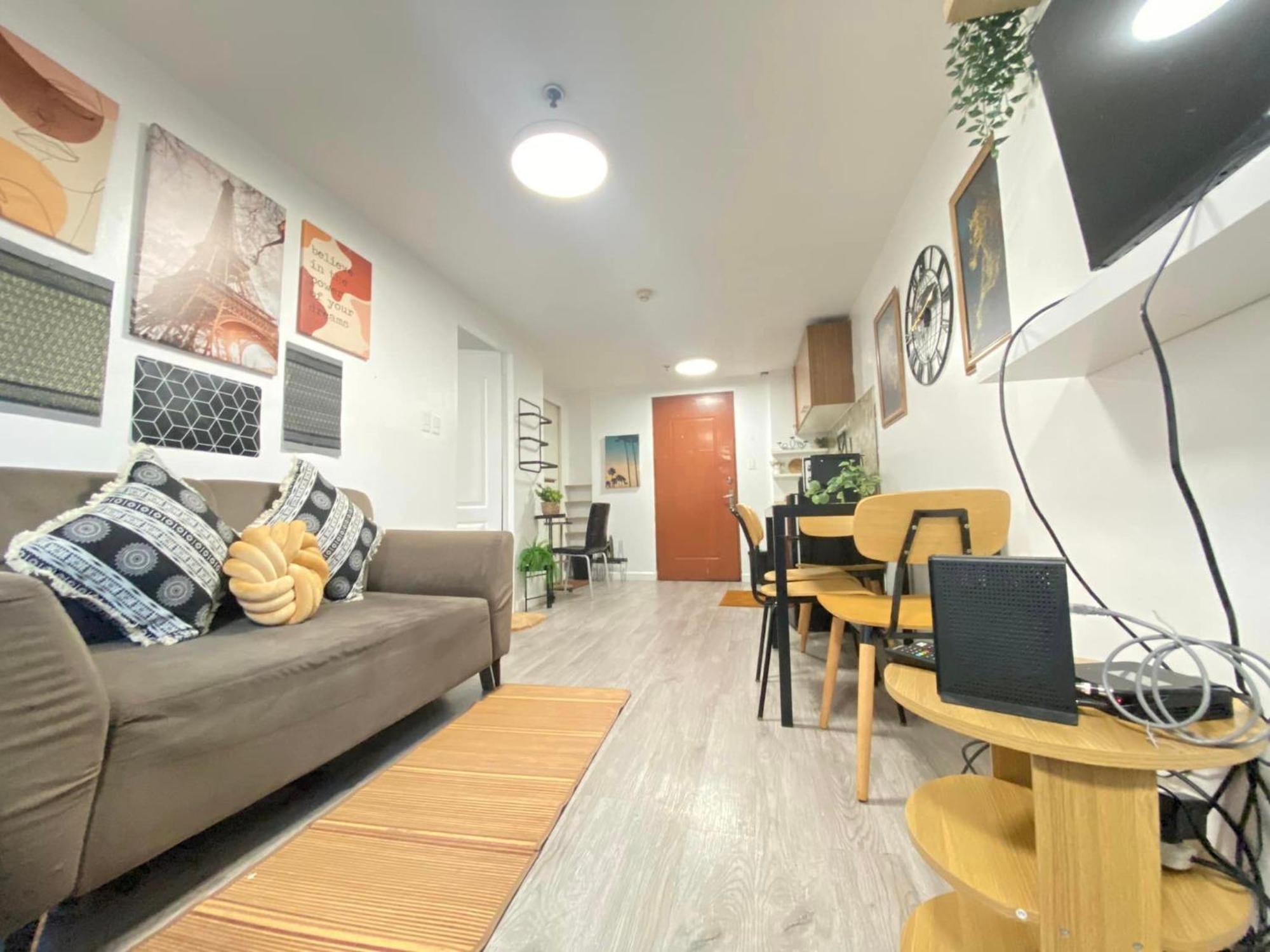 Apartment Big 1 Bedroom Good For 8 Pax In Ortigas Manila