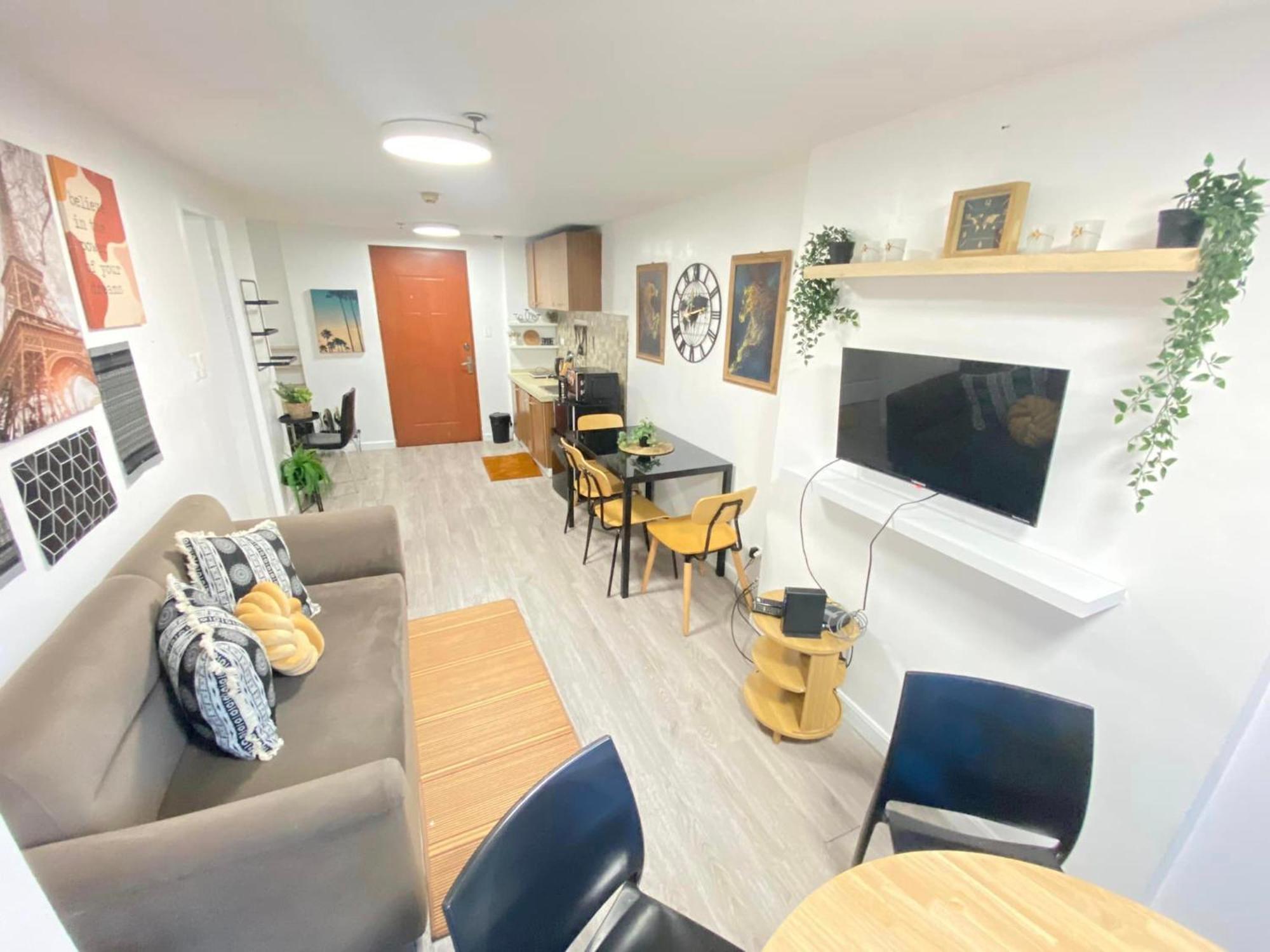 Big 1 Bedroom Good For 8 Pax In Ortigas Apartment