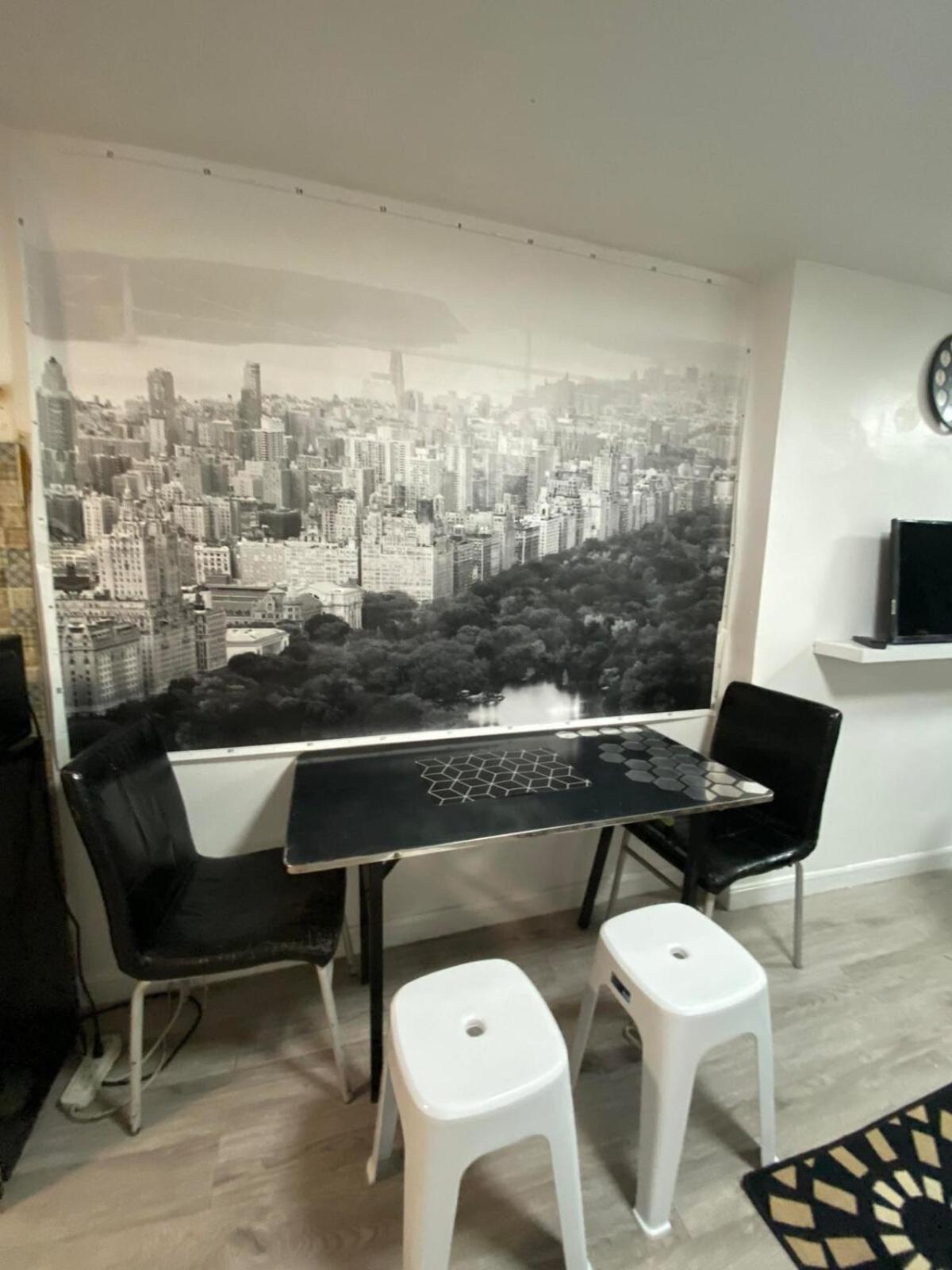 Apartment Big 1 Bedroom Good For 8 Pax In Ortigas *