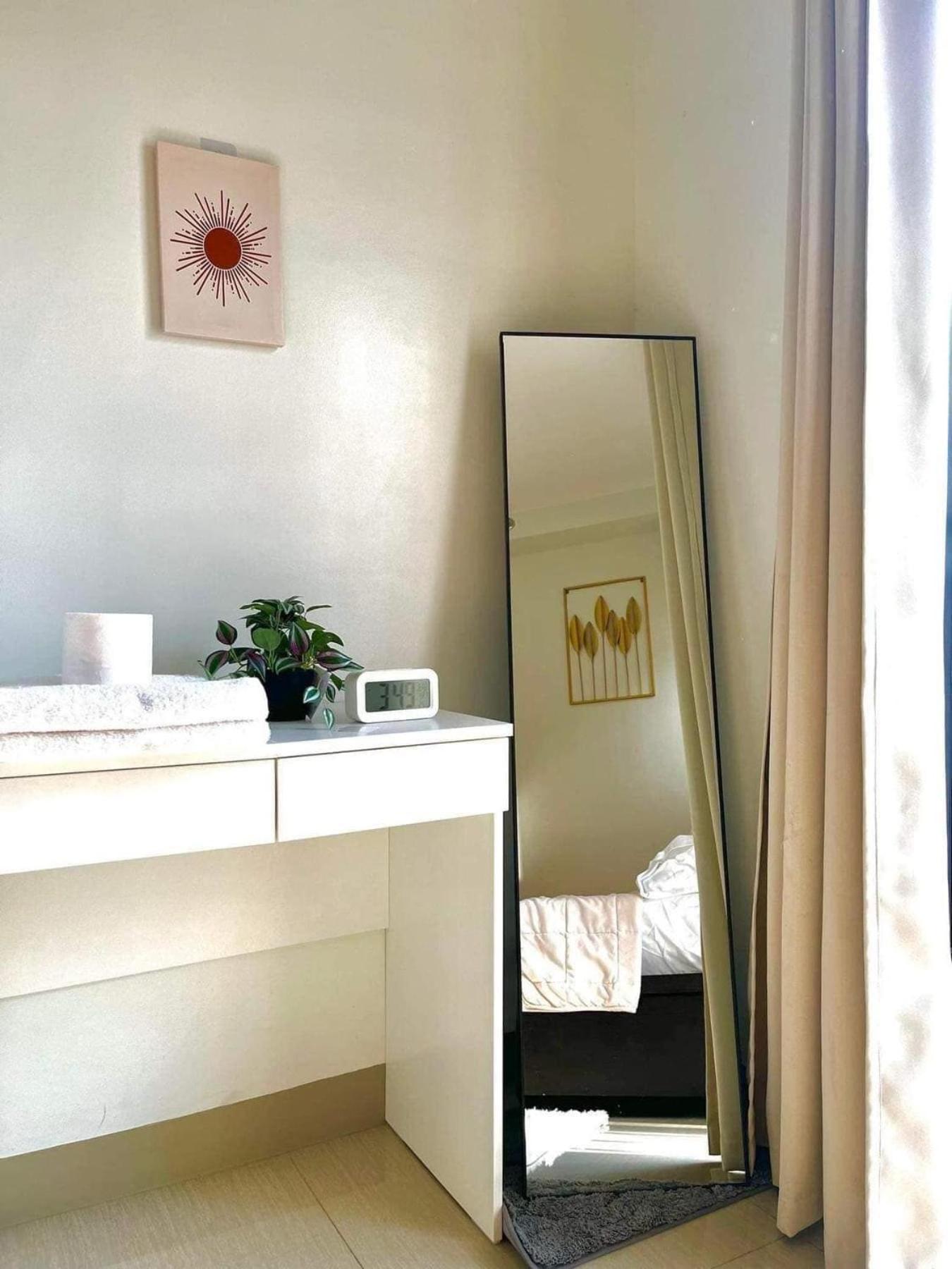 Staycation Shore 2 Residences Tower 2 Pasay Aparthotel *