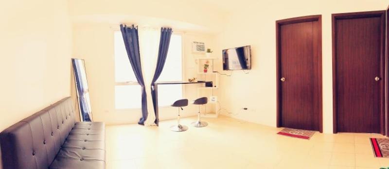 2br Pioneer Woodland Boni,mandaluyong Connected To Boni Mrt Station * Manila