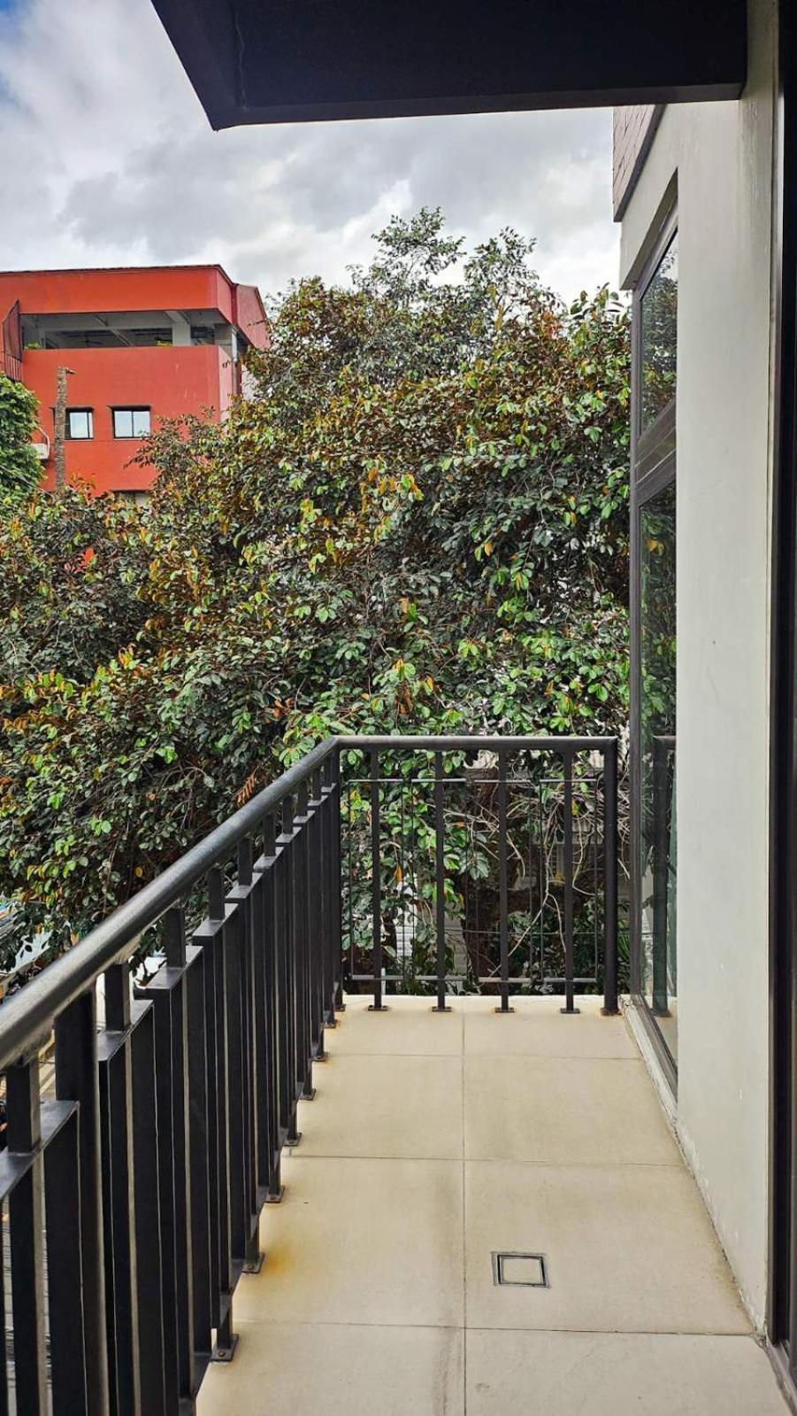 Poblacion With Balcony Apartment