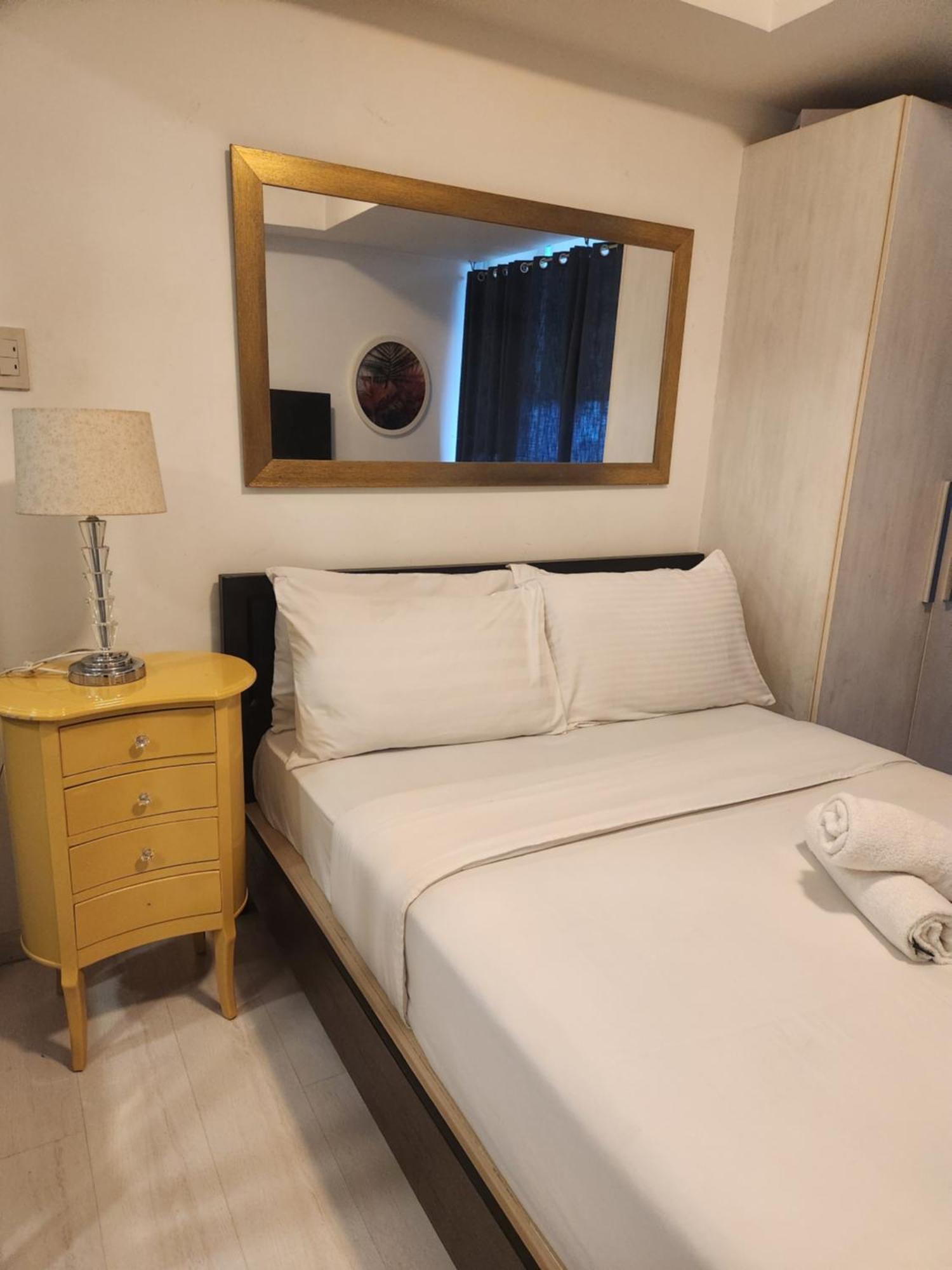 Azure Pasay By Amrs Near T3 Airport *