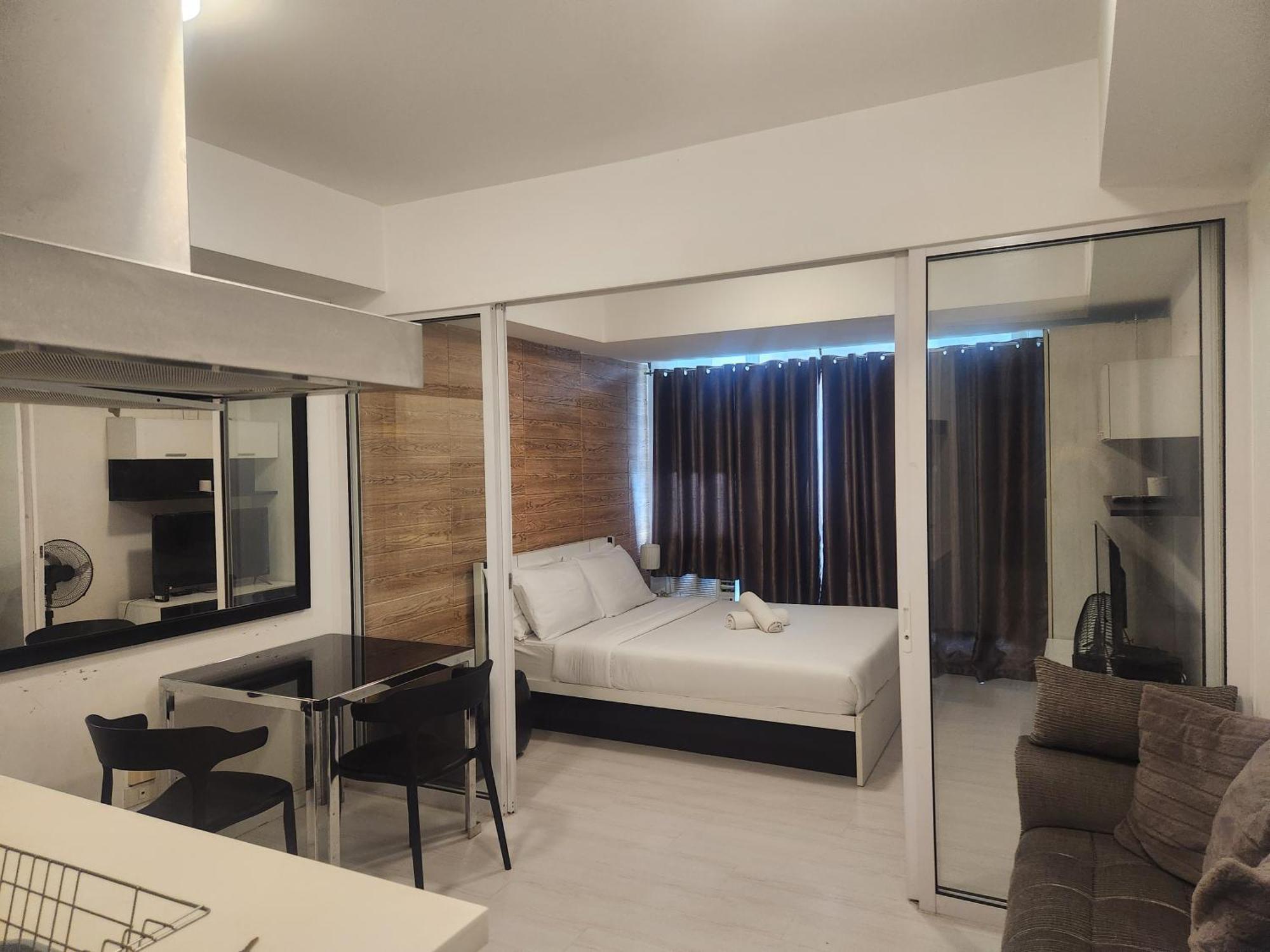 Azure Pasay By Amrs Near T3 Airport Apartment Manila