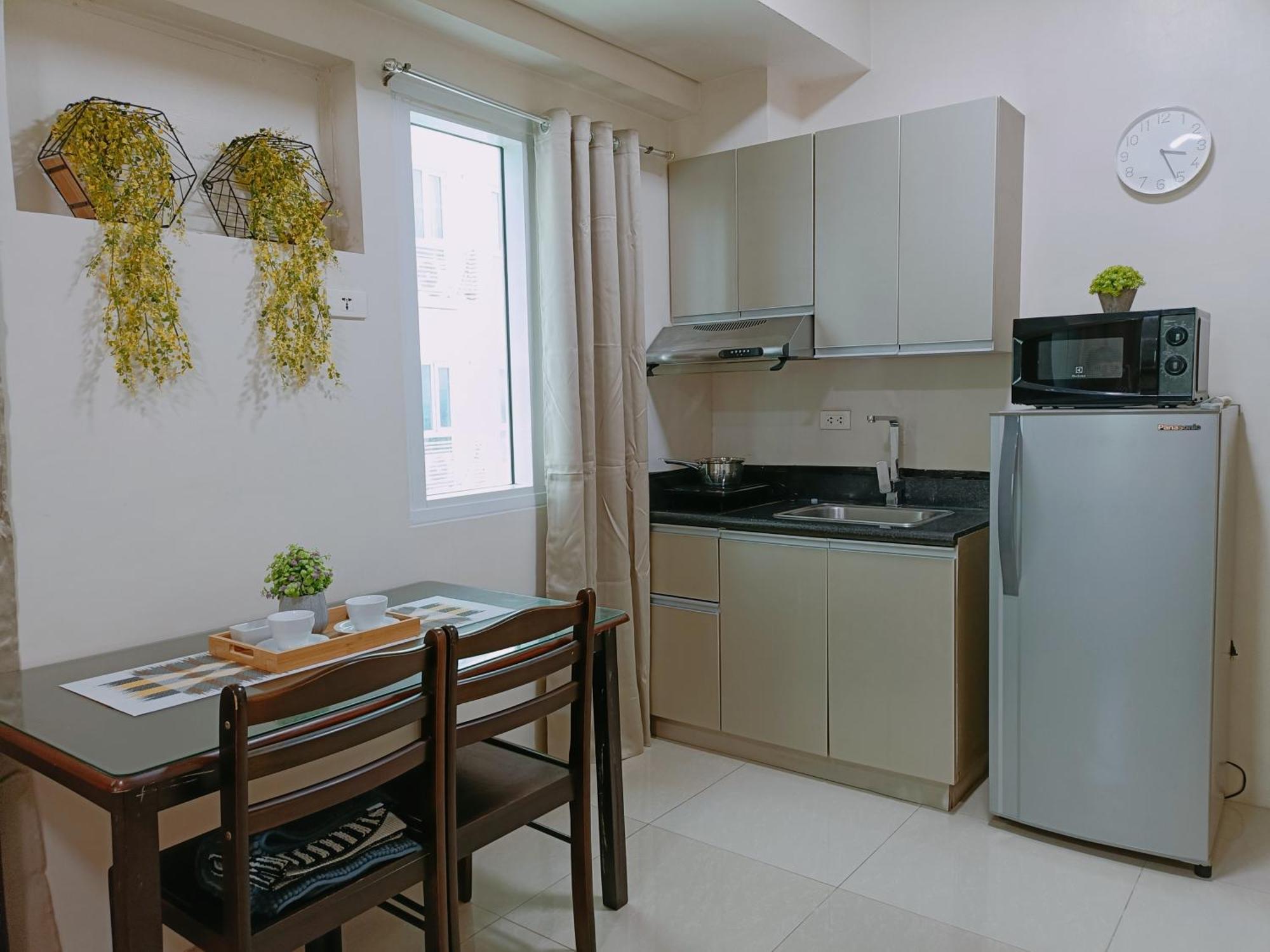 Apartment The Beacon Makati By Cozi Condotels Manila