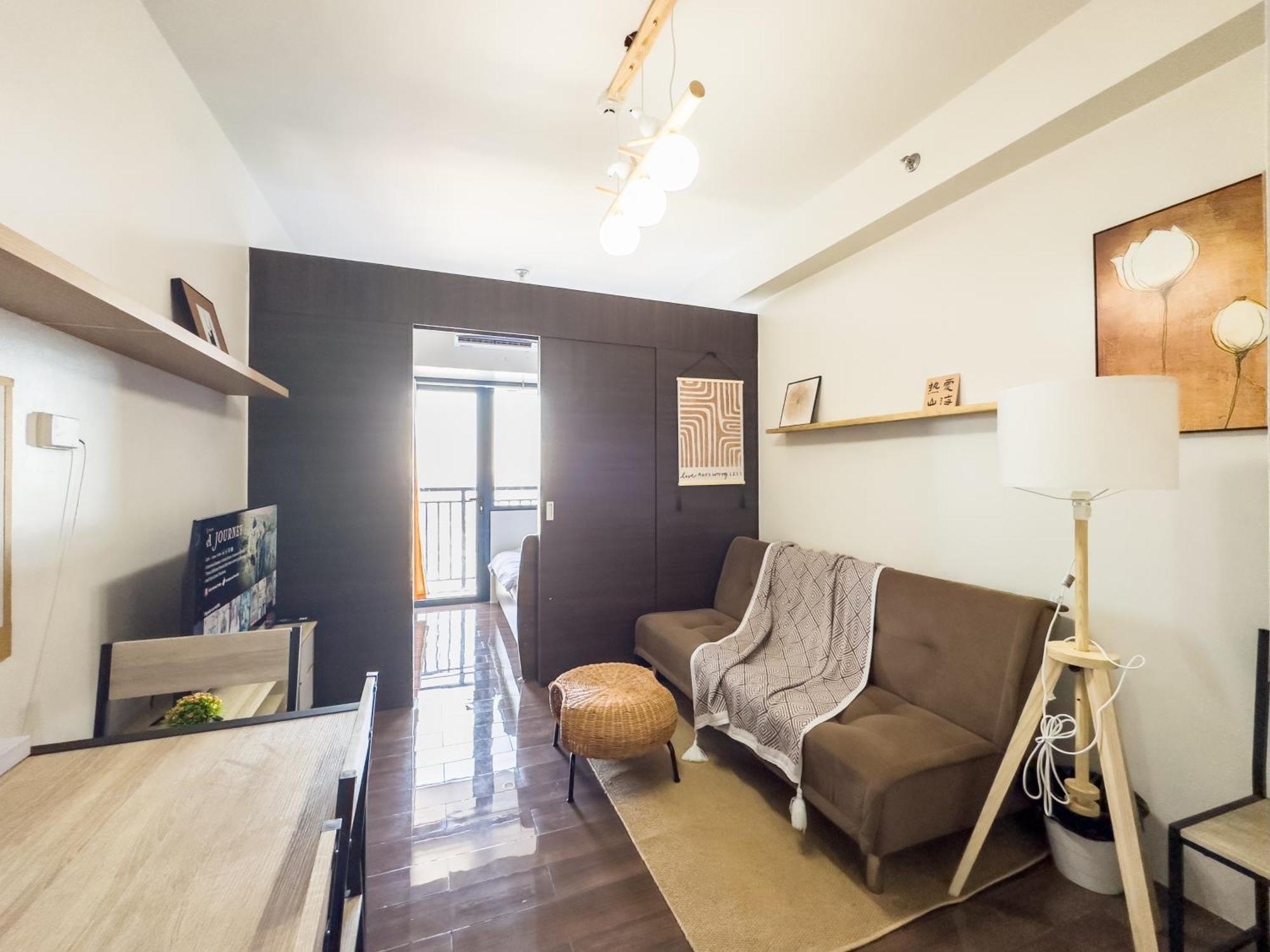Gemstonebr Ii@smdc Air Residences Apartment *