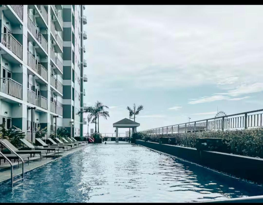 Caine's 27th Feel Our And Warmth Welcome Aparthotel Manila