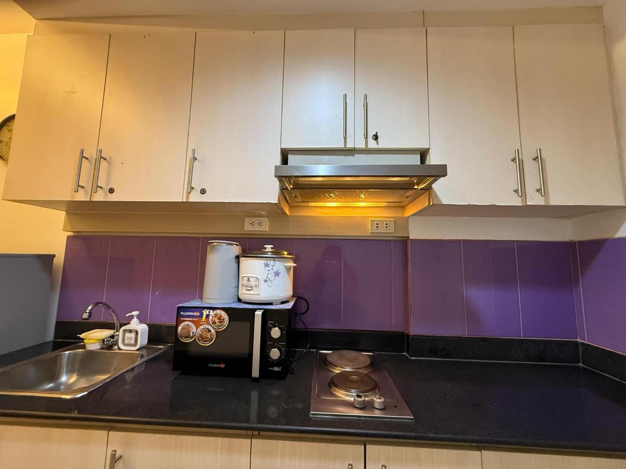 Aparthotel Sea Residences Moa Pasay - Rose Staycation Manila