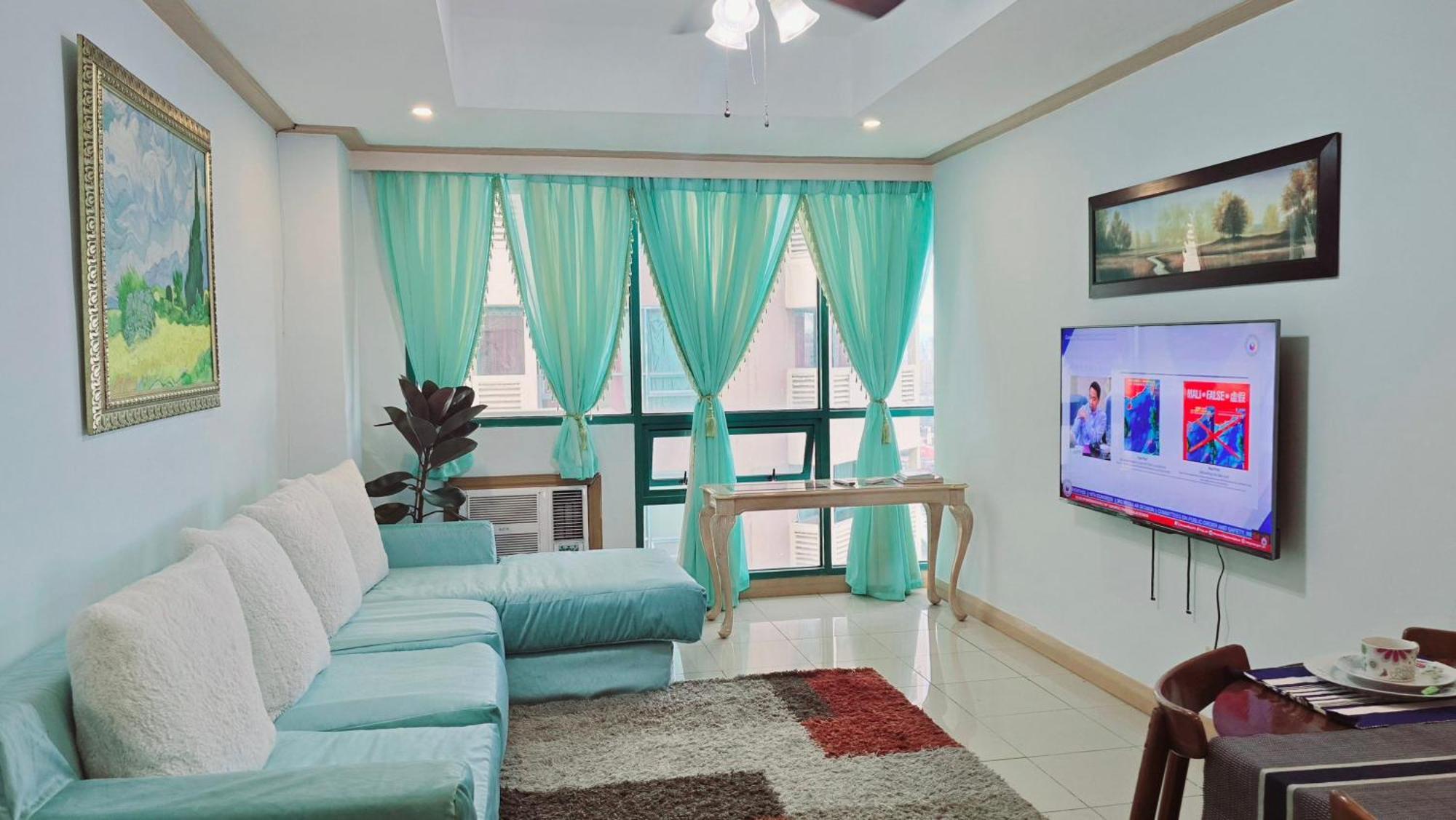 Condotel 2 Bedroom Connected To Robinson Mall By Tripleview Manila