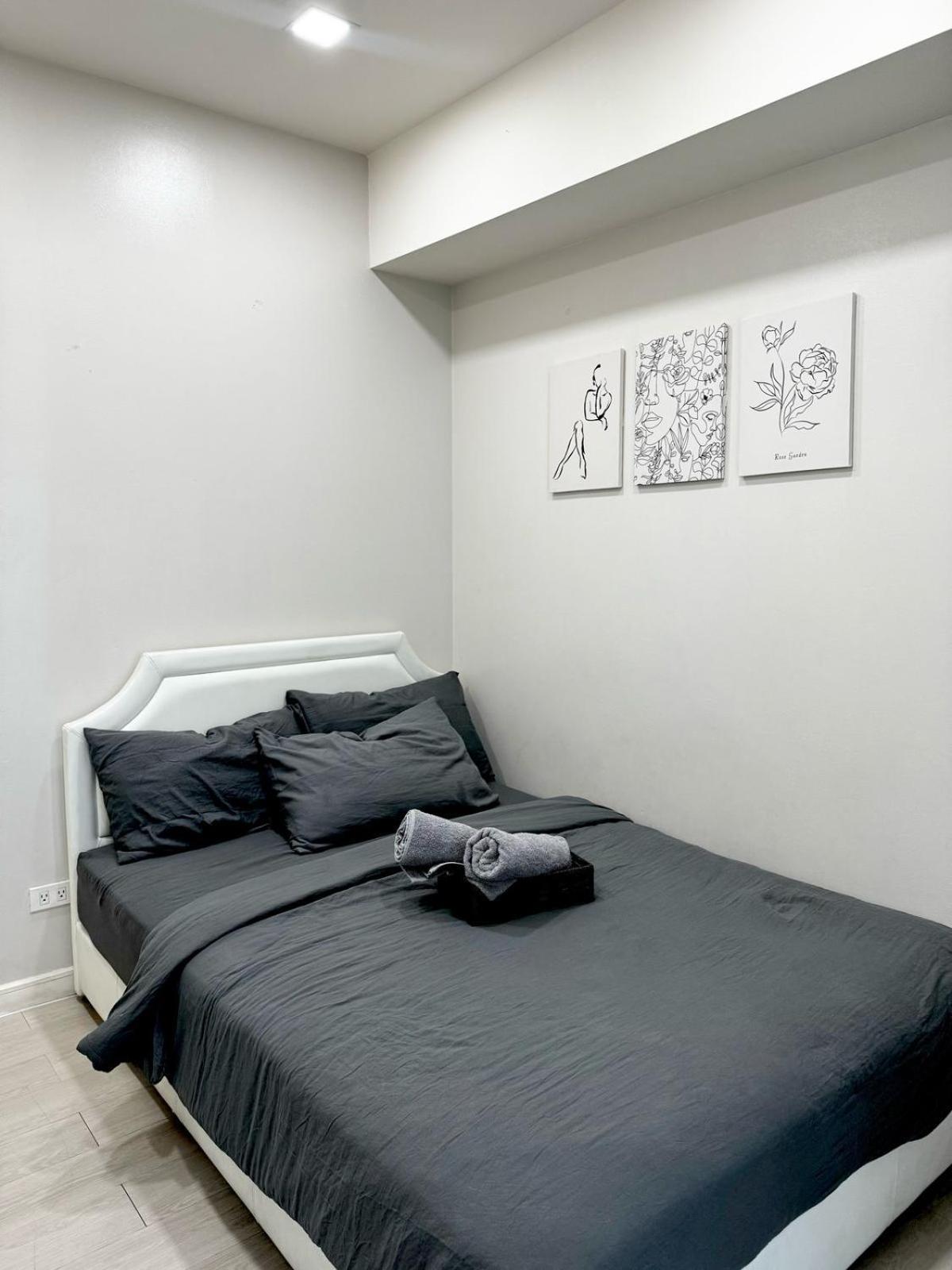 Revibe Staycation Aparthotel