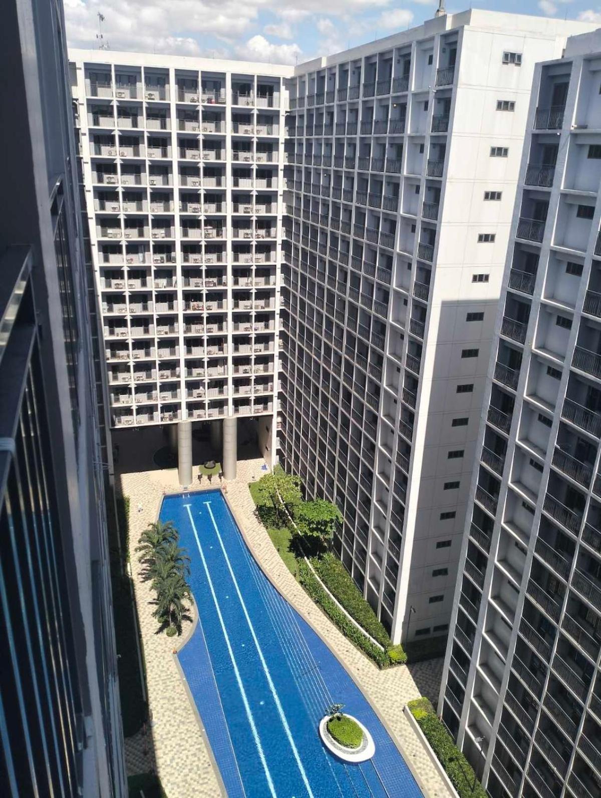 Mall Of - Shore2 Residences * Manila