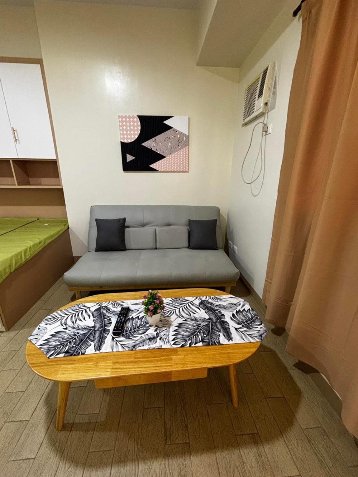 Hotel Dh Manila