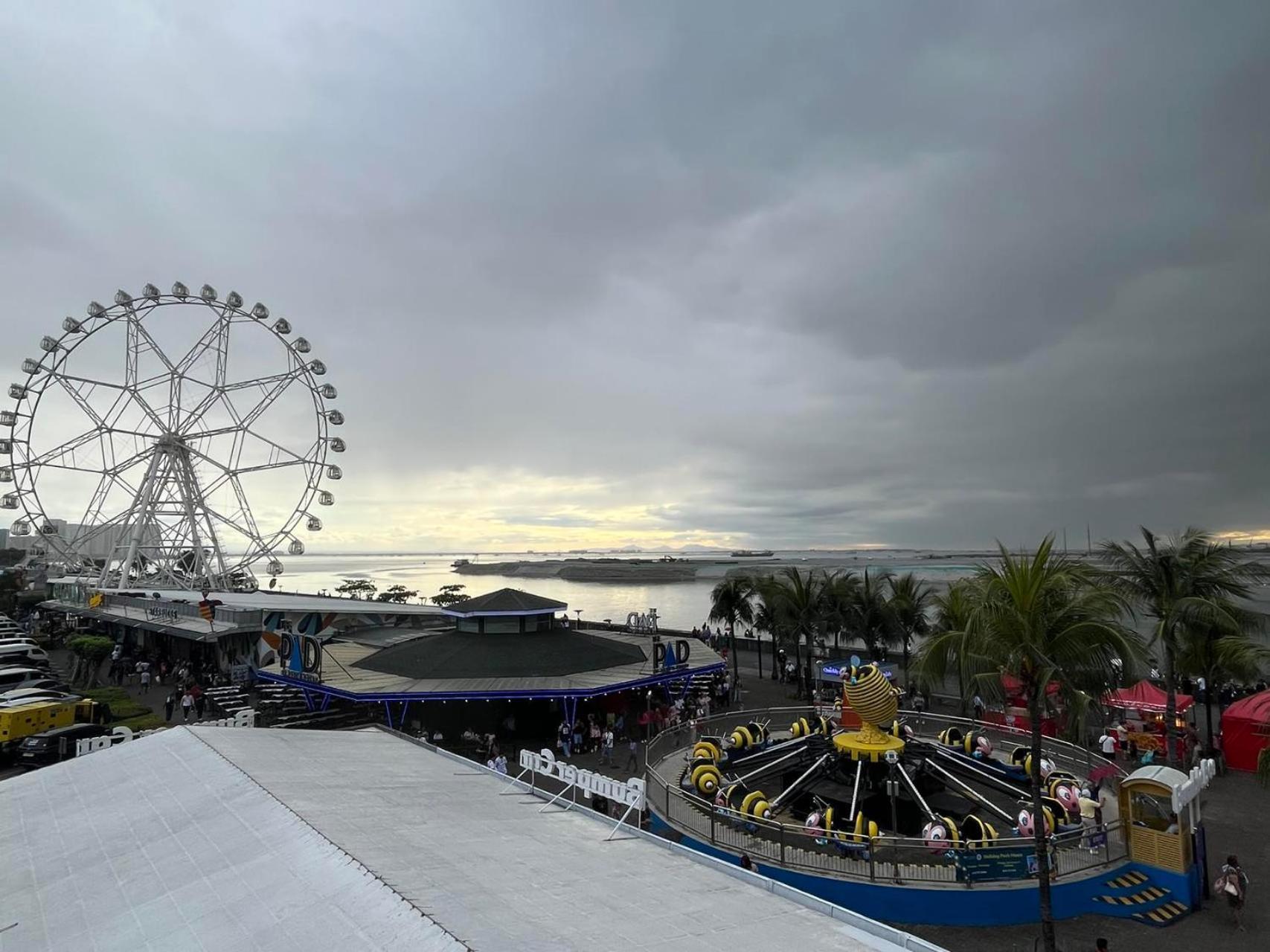 Coast Seaview Balcony&wifi Near Moa Naia 1524 Apartment Manila