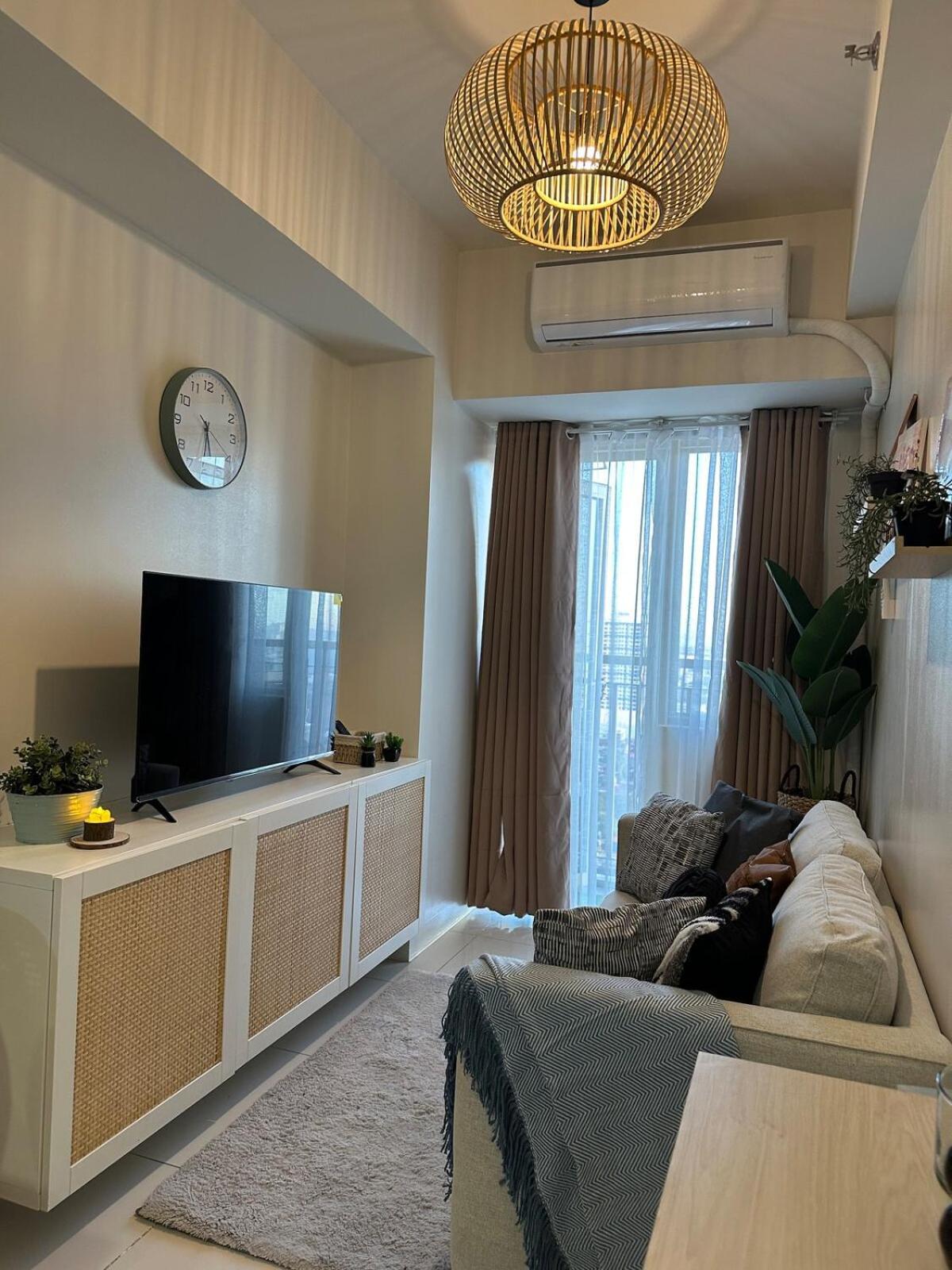 Casa Alia At Coast - Near Moa, Us Embassy, Picc, Wtc
