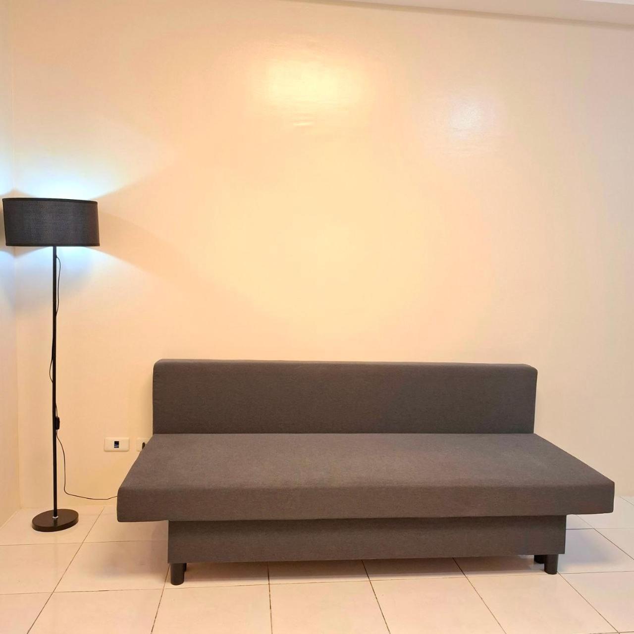 Breathtaking Bayviews - 1 Bedroom 1 Bathroom With Balcony Bayview Pool Netflix - Housekeeping Available - Apartment *