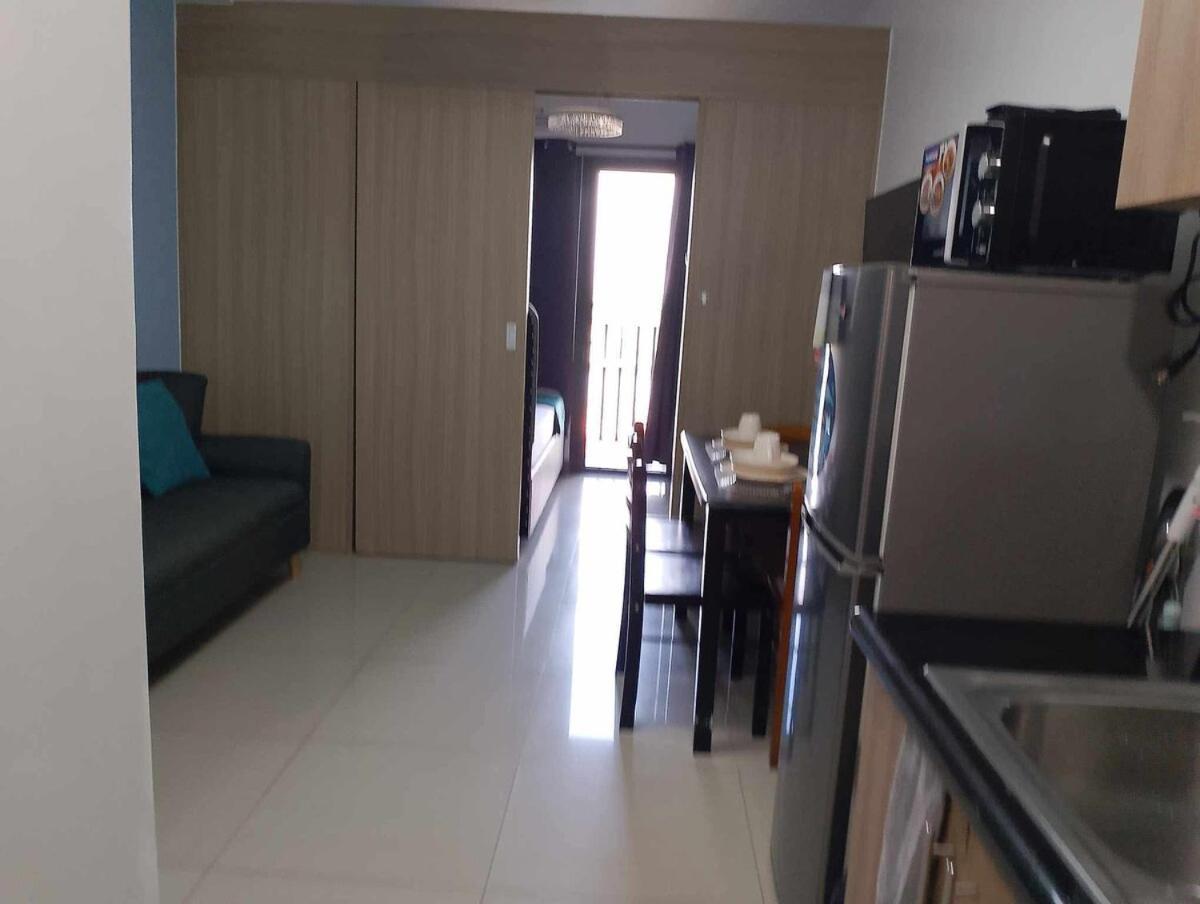 Apartment Shore 2 Residences Cozy 7106 Facing Pool Near Sm Mall Of By Prime