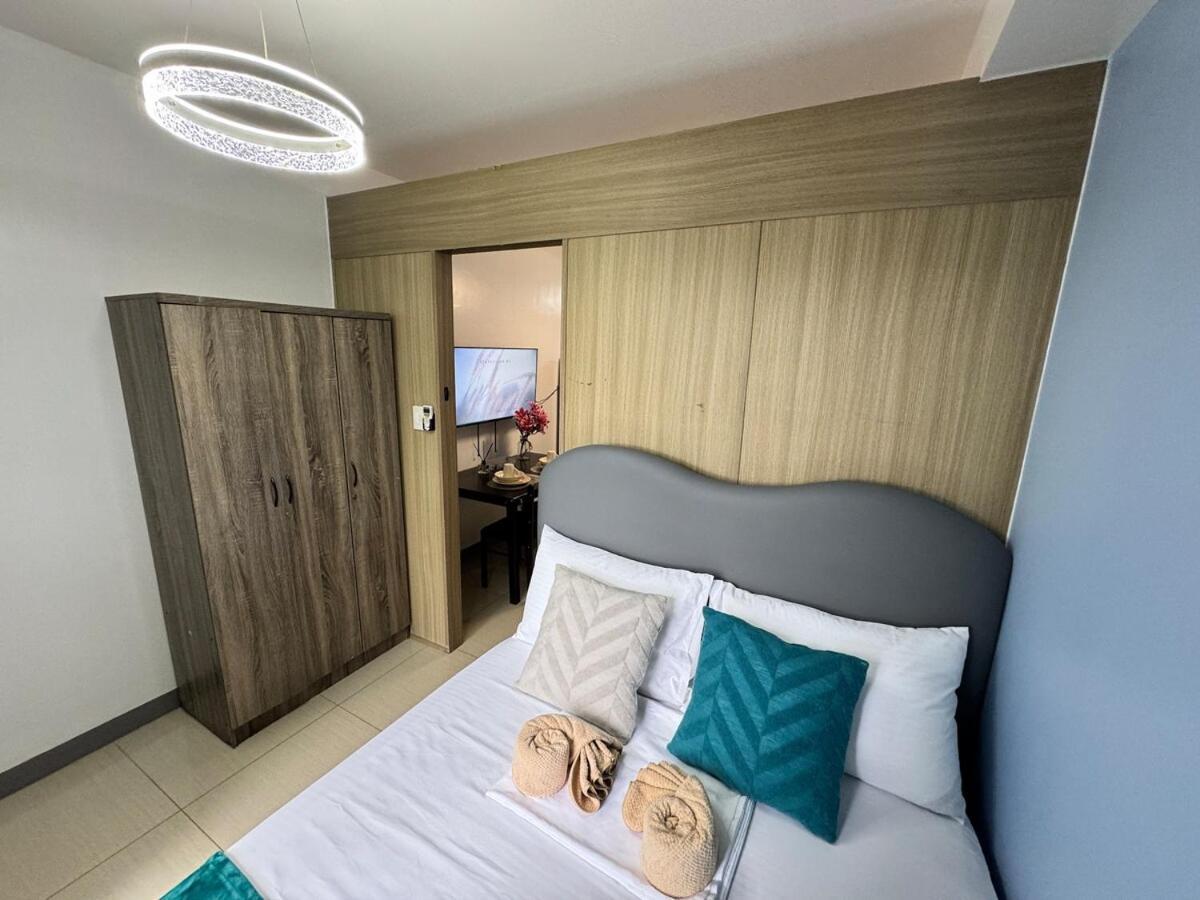 Apartment Shore 2 Residences Cozy 7106 Facing Pool Near Sm Mall Of By Prime Manila