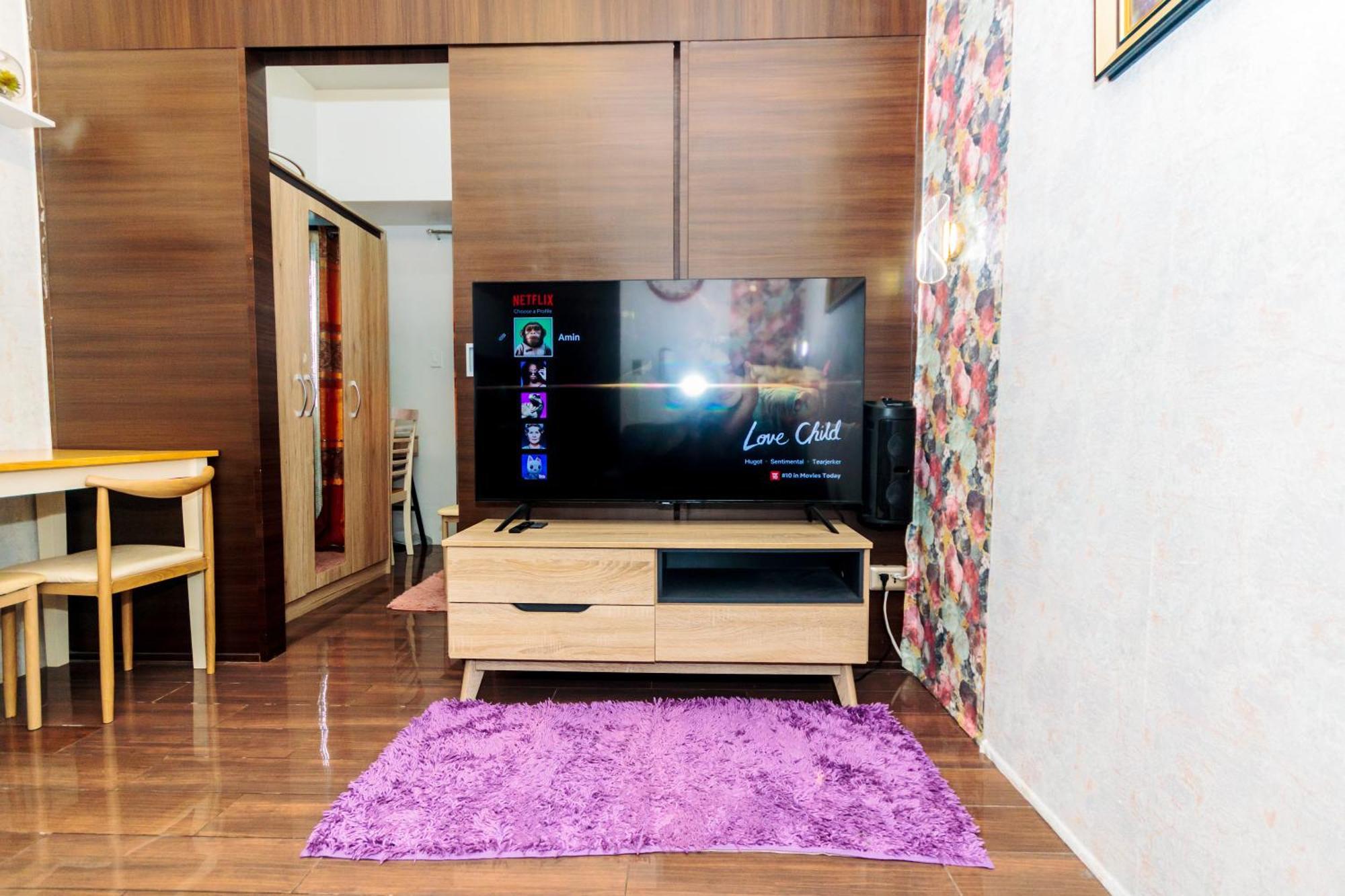 Apartment Chic Romantic Getaway Makati One Br Two Br Swim Gym 300 Mb Manila